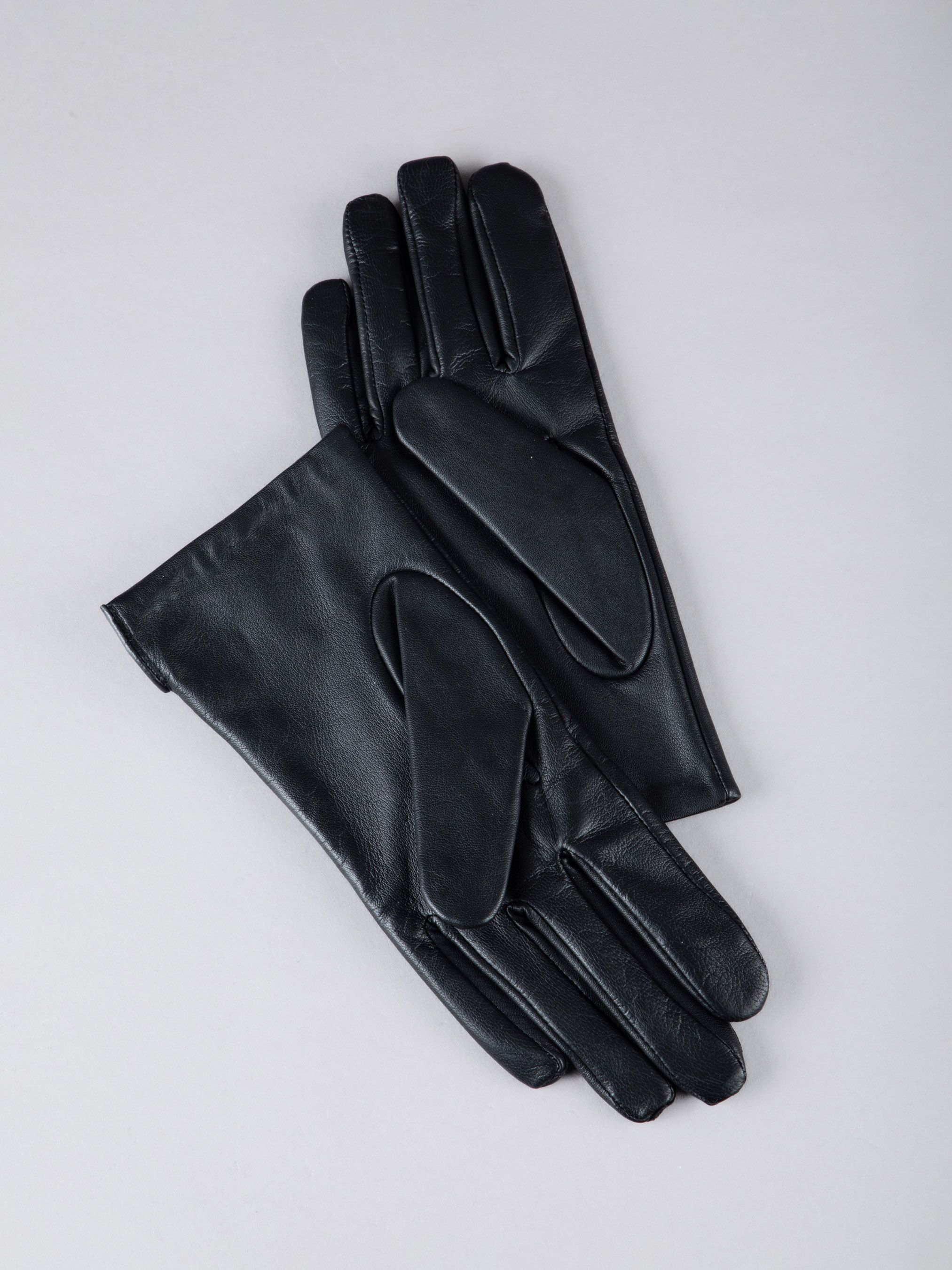Lakeland Leather Bassenthwaite' Button Detail Leather Gloves