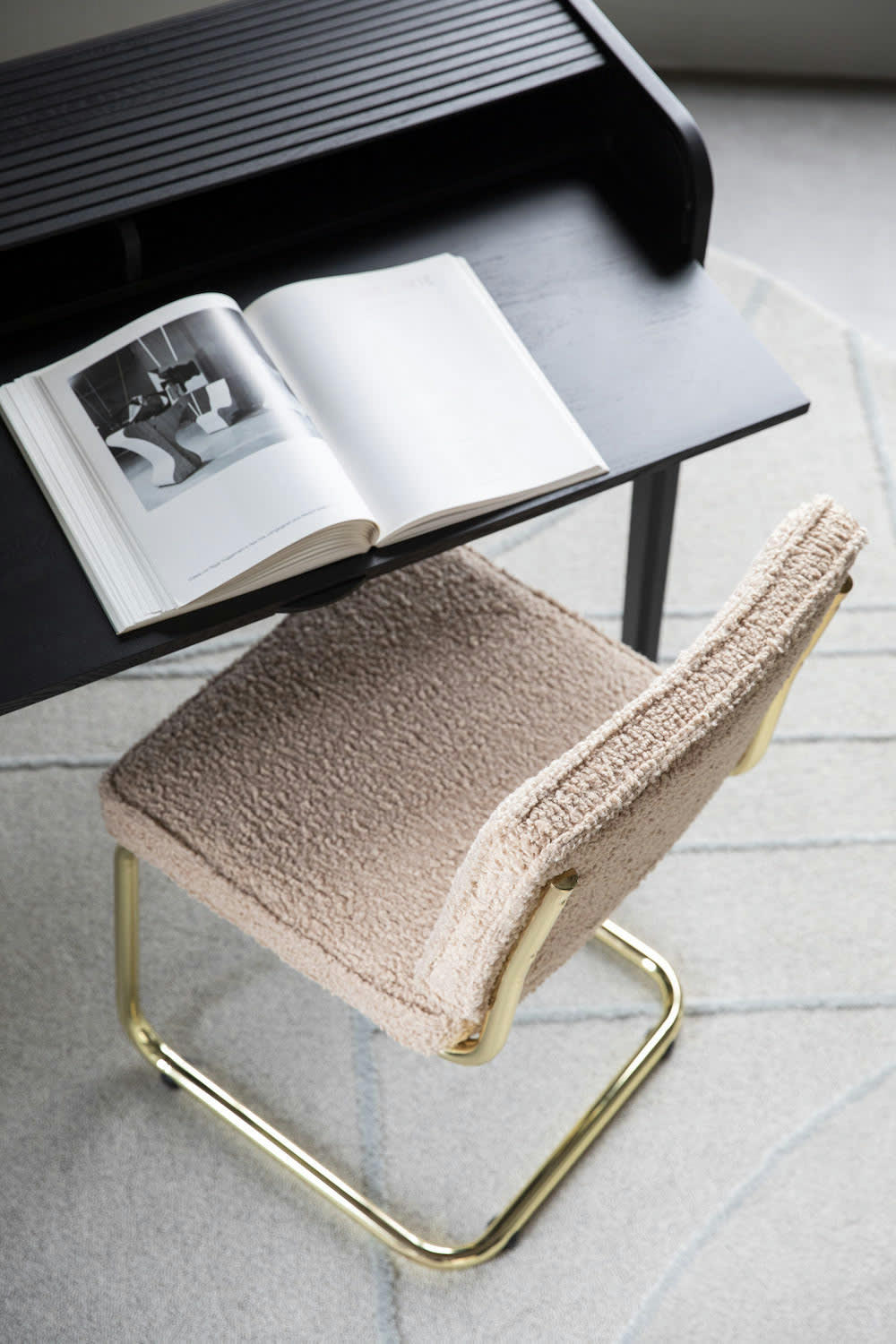 TEDDY - Chaise en tissu doudou rose