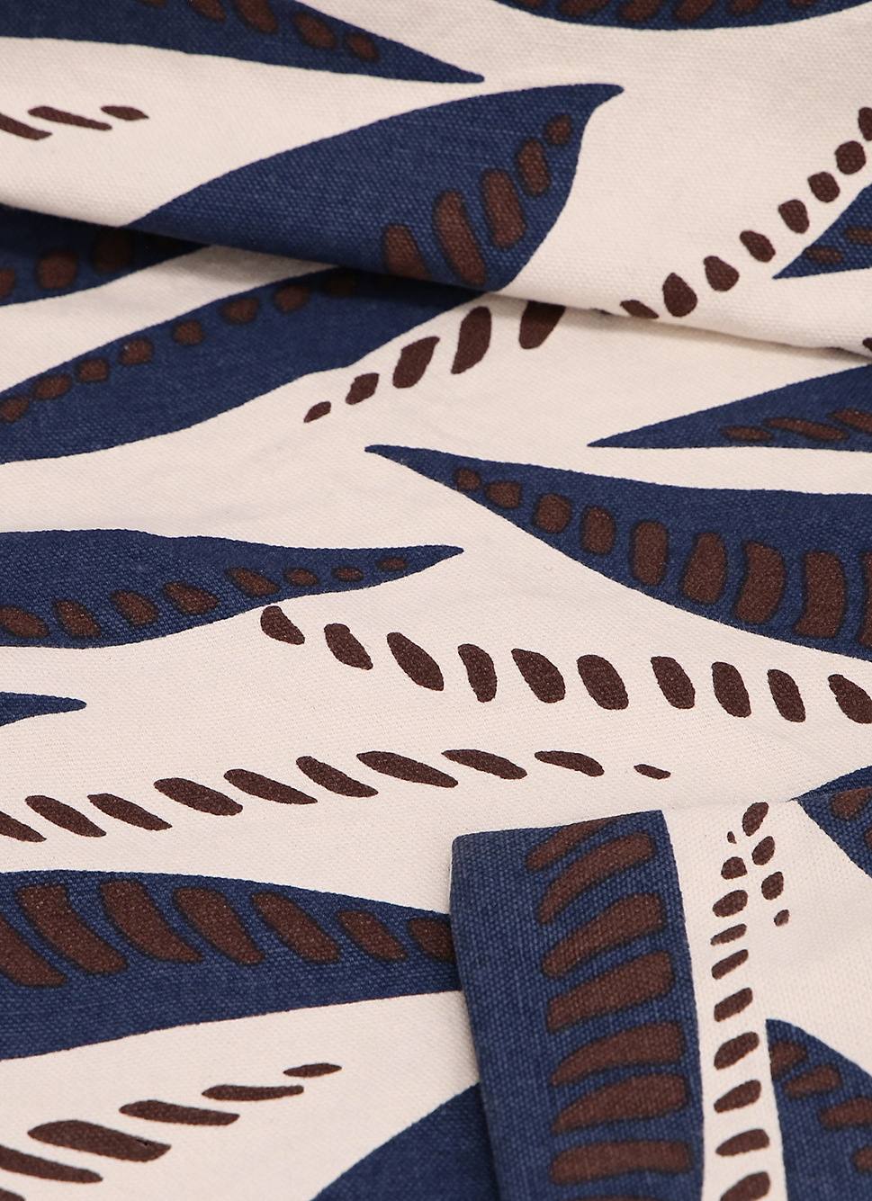 COUSSIN IMPRIMÉ FEUILLE CORALIE IVOIRE