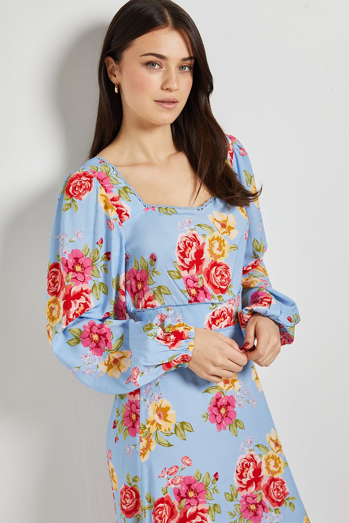 Dorothy Perkins Floral Sweetheart Neck Frill Tier Detail Long Sleeve Maxi Dress