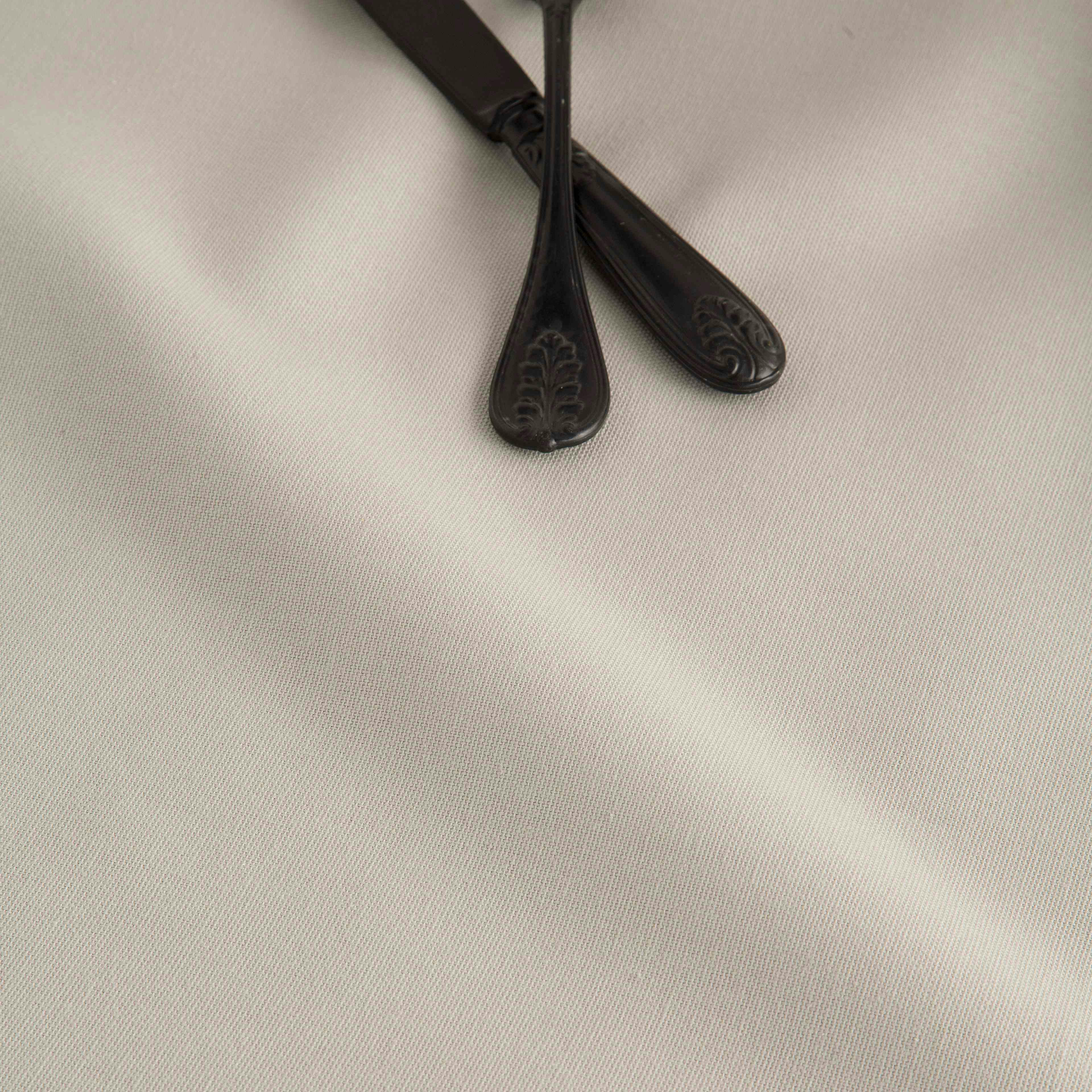 KAHU GRIS - Nappe en coton biologique avec gris traitement anti-taches 140x100 cm