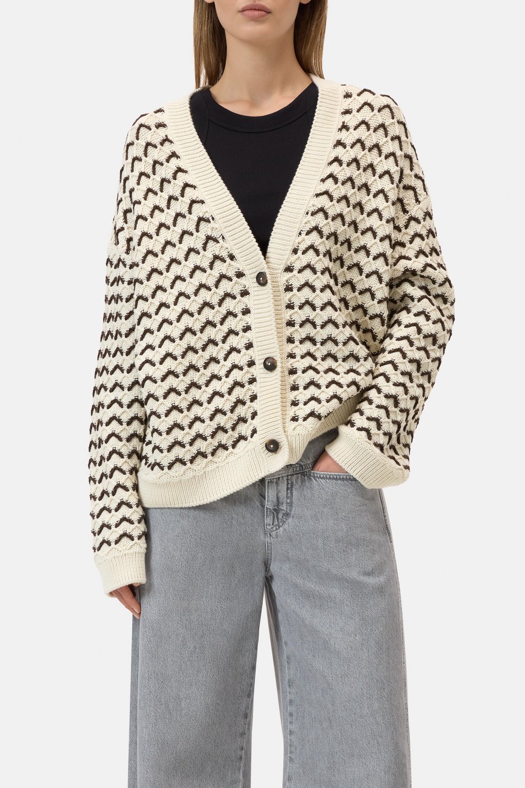 Strickjacke in Häkel-Optik