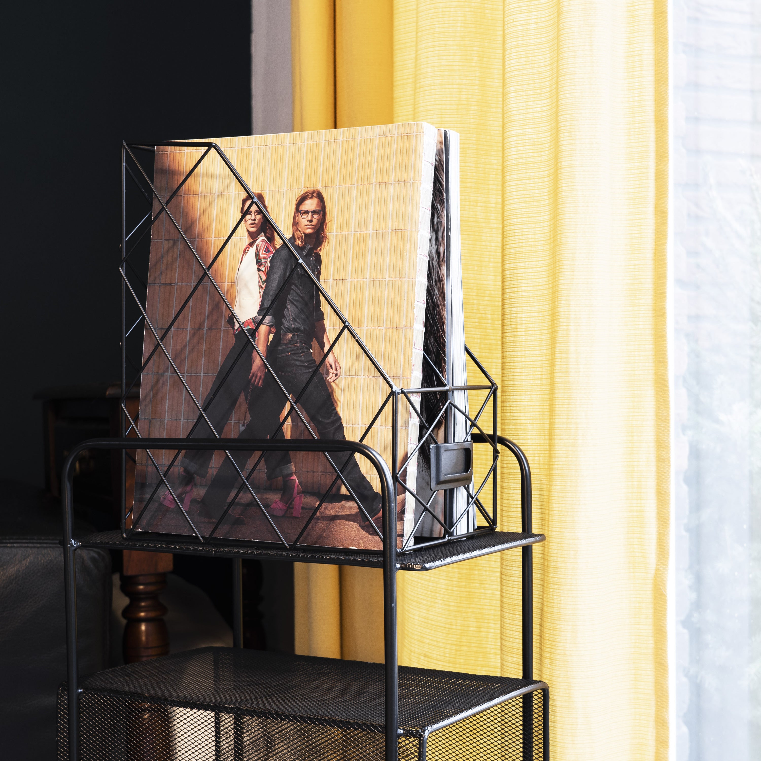 QUVIO boeken & tijdschriften organizer ruitjes staal - Zwart