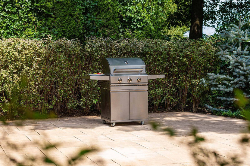 Grill ogrodowy gazowy 3-palnikowy VICO 144x62/56 Marroni Grills srebrny