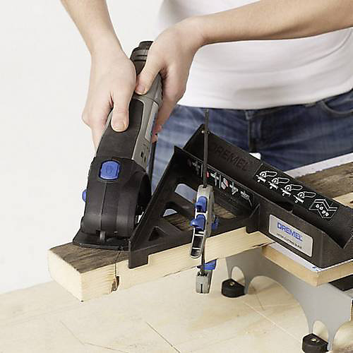Guide de découpe DREMEL S840 - pour scie compacte DSM20 - découpes en onglet, biseau et droites