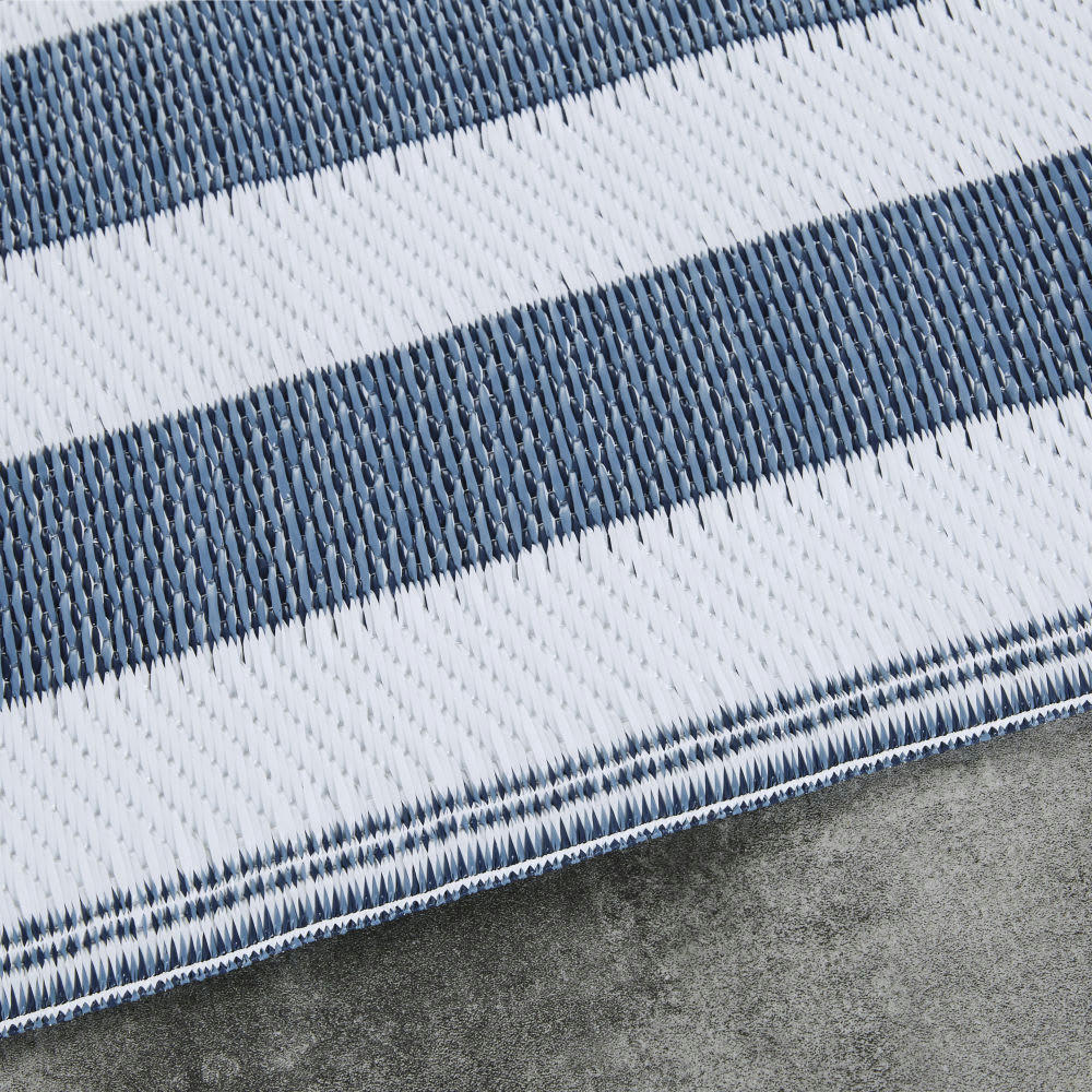 CAPELAN - Tapis en polypropylène motifs à rayures blanches et bleues 180x270