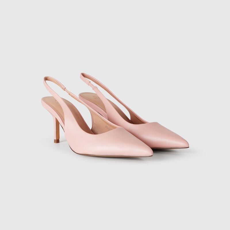 Pink pumps with heels
