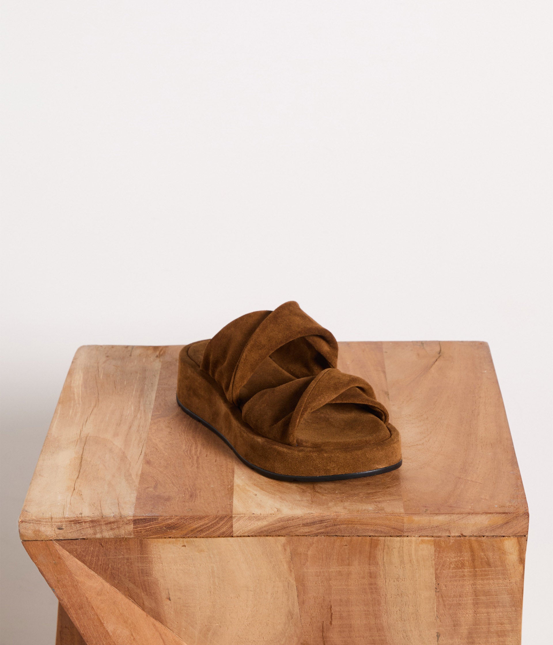 Mules velours marron Blow