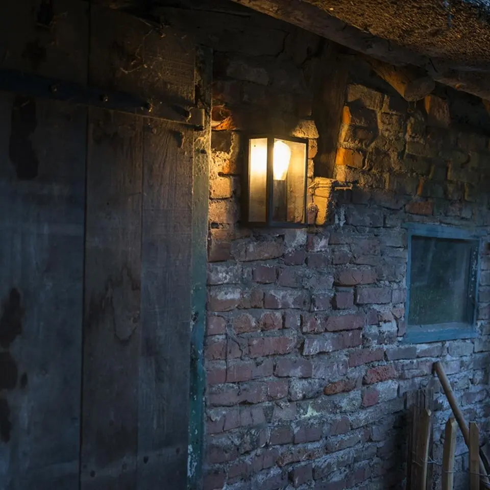 Qazqa wandlamp rotterdam zwart e27