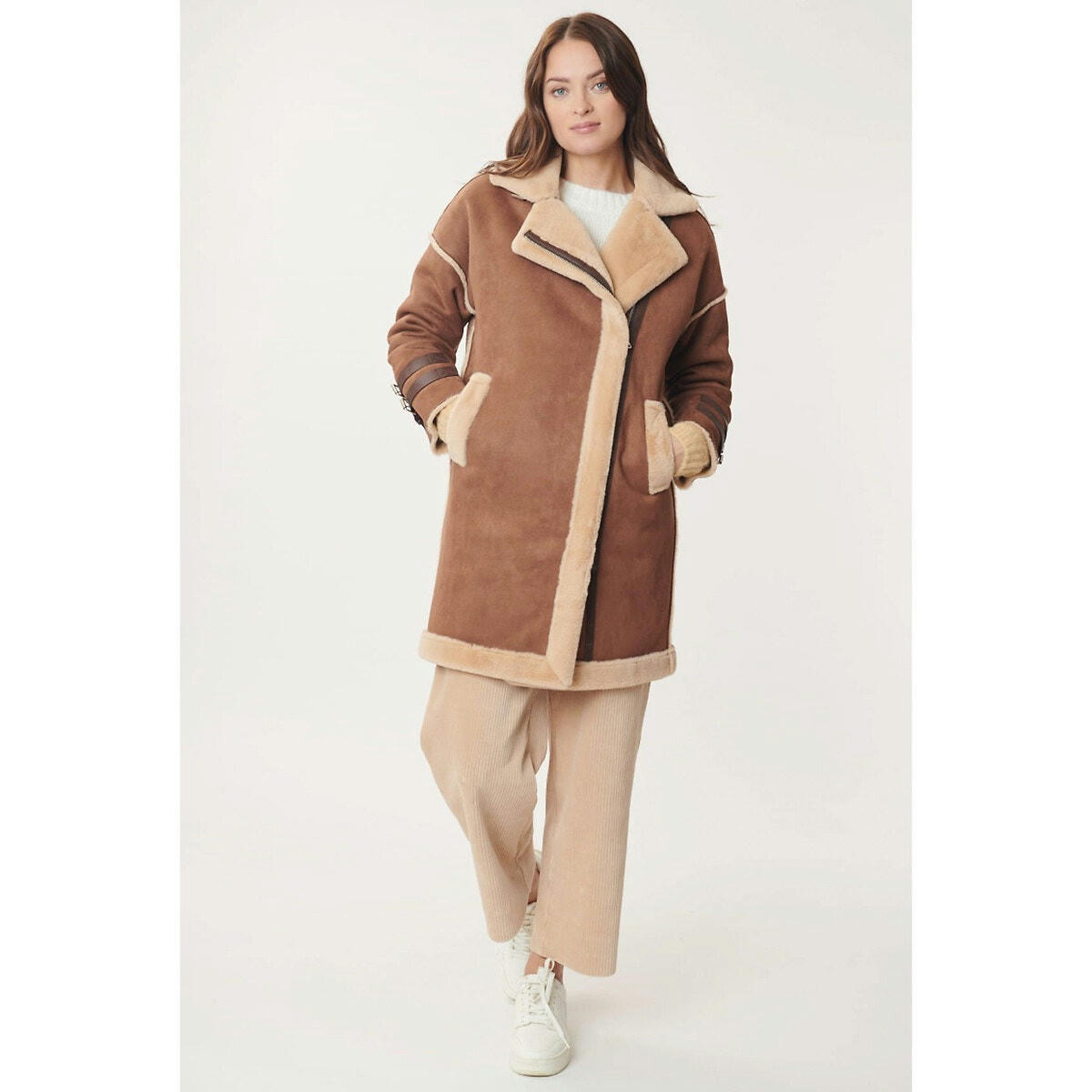 Manteau Cila imitation fourrure retournée