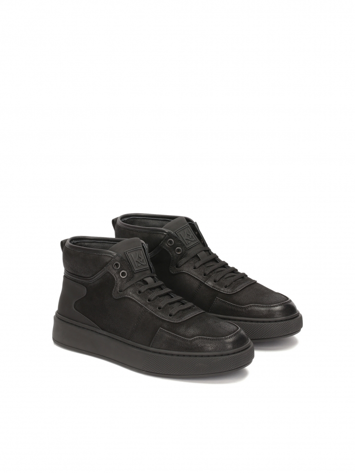 Men's leather sneakers with ankle-length upper