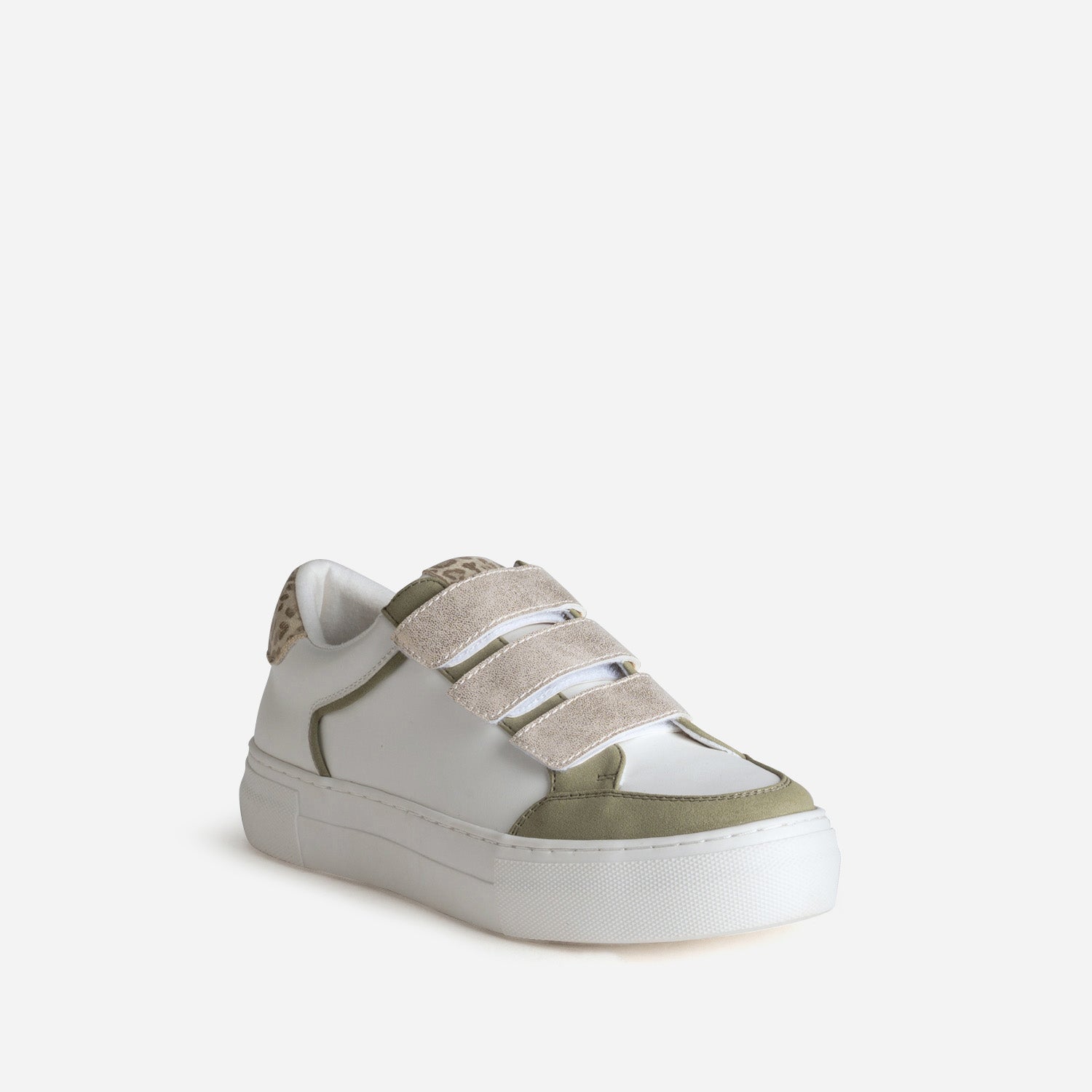 Tennis blanche kaki, dorée et motif léopard