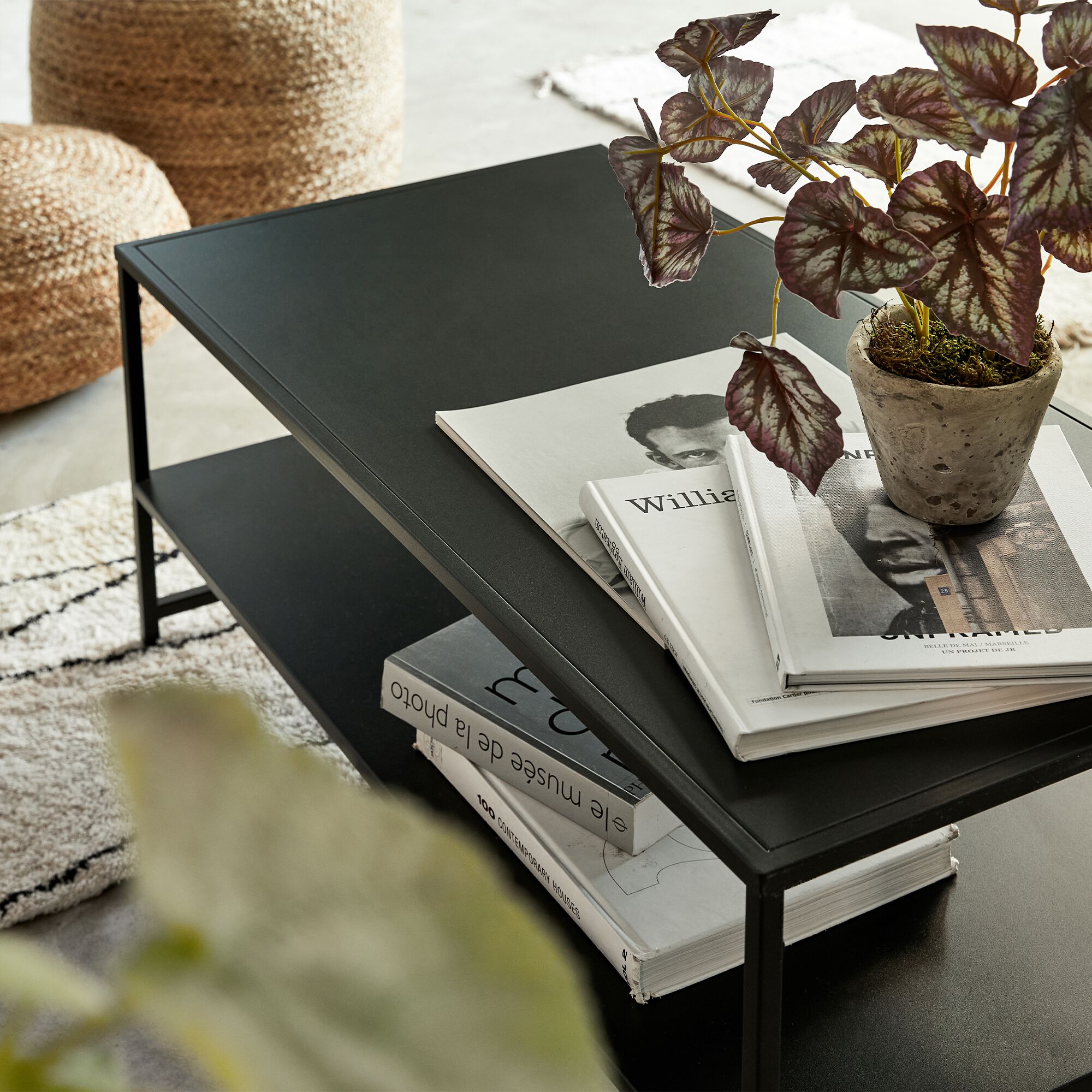 LEVANTE - Table basse rectangulaire en acier - noir