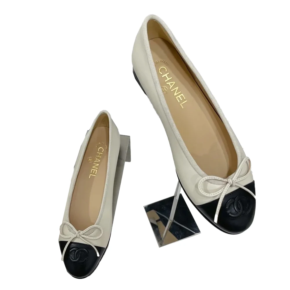 Chanel  Simple casual shoes Sandals Slide