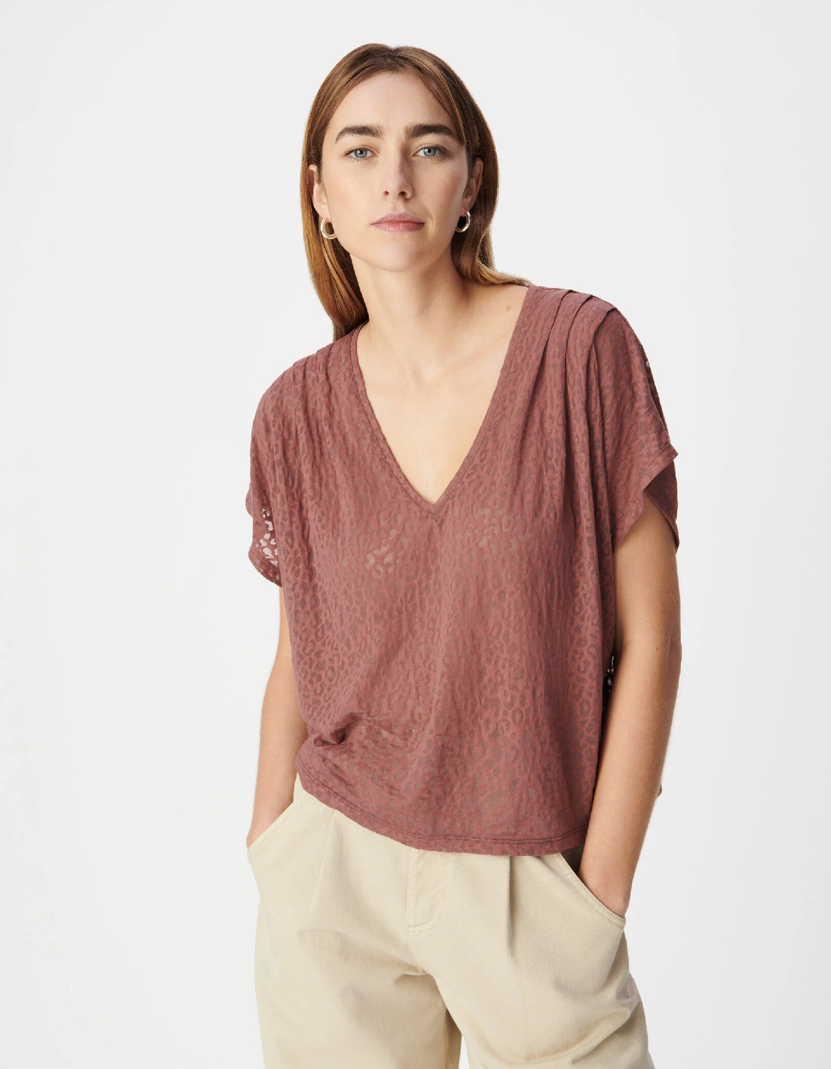 Tee-shirt loose bordeaux imprimé léopard Femme