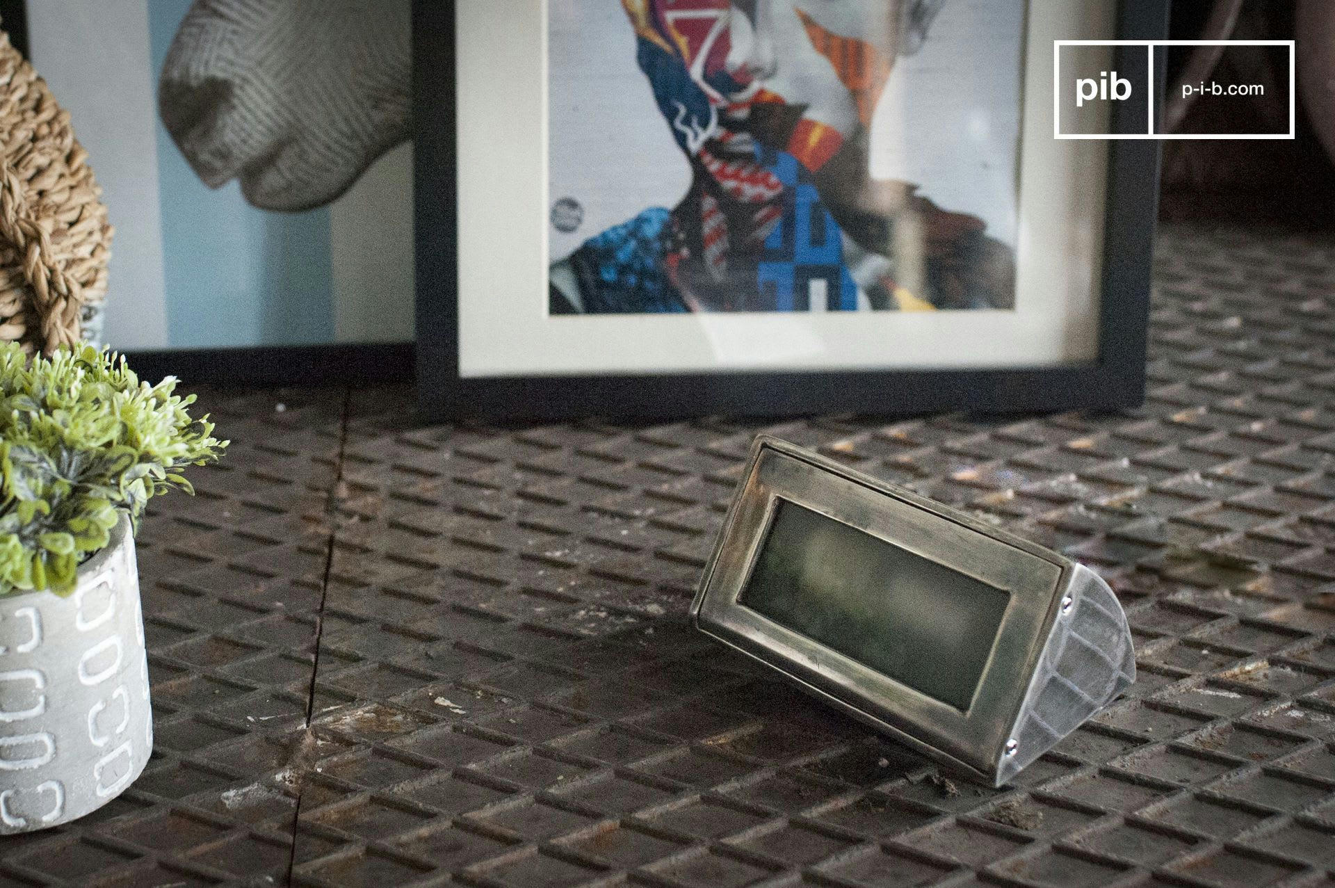 MARTINEZ - Applique à poser en métal argenté