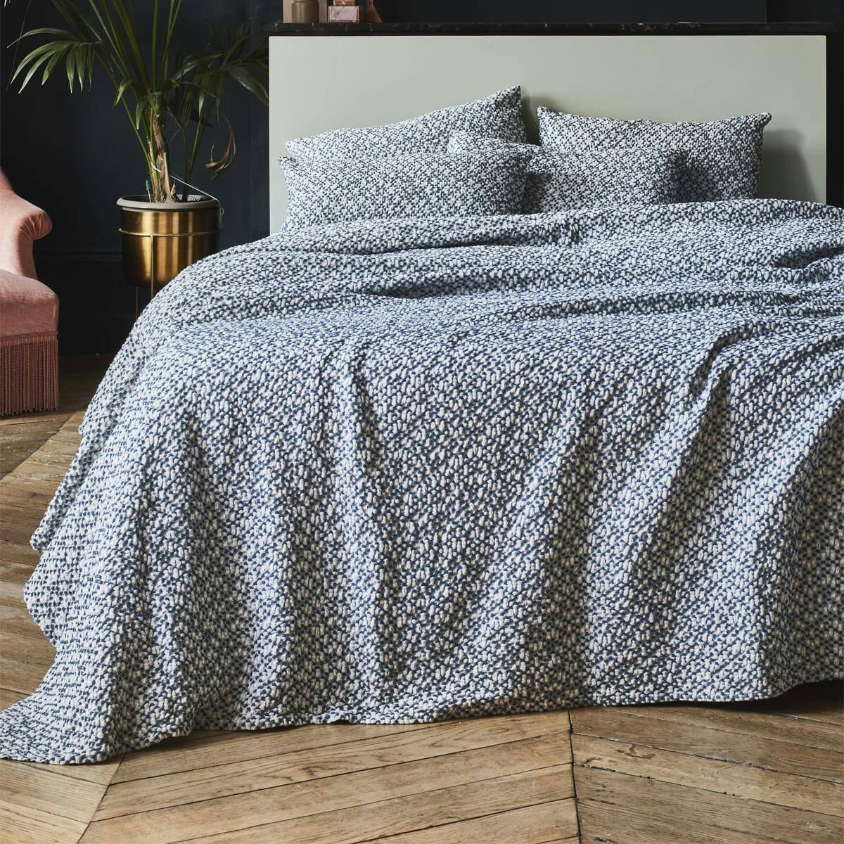 MIRAGE - Couvre lit en coton tissé bleu 260x240