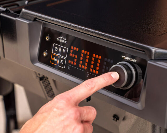 Traeger Woodridge Pellet Grill & Smoker