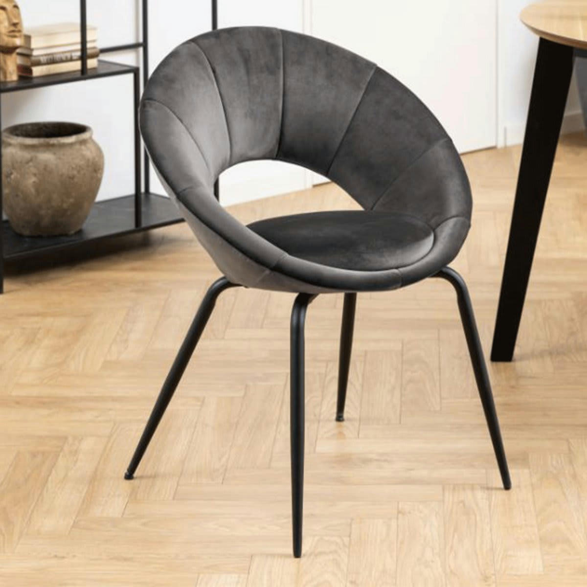 JULIANA - Lot de 2 chaises rondes en velours pieds noir gris