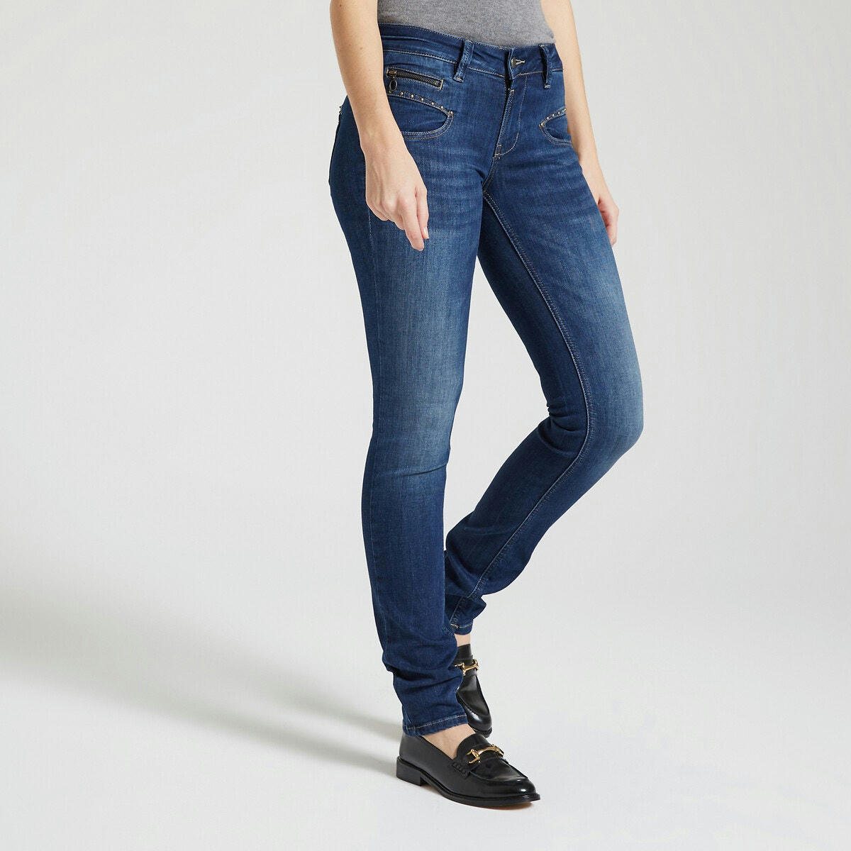 Jean Slim Alexa
