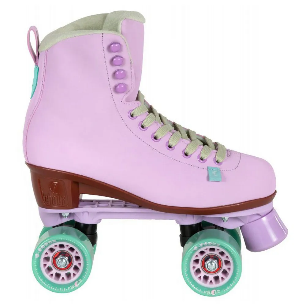 Chaya Melrose woman roller skates