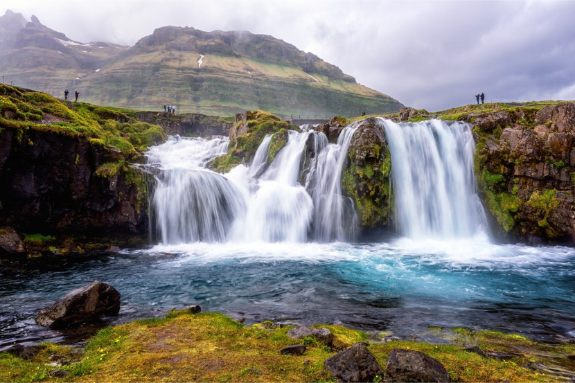 Fototapeta WODOSPAD Kirkjufellsfoss 3D 90x60cm