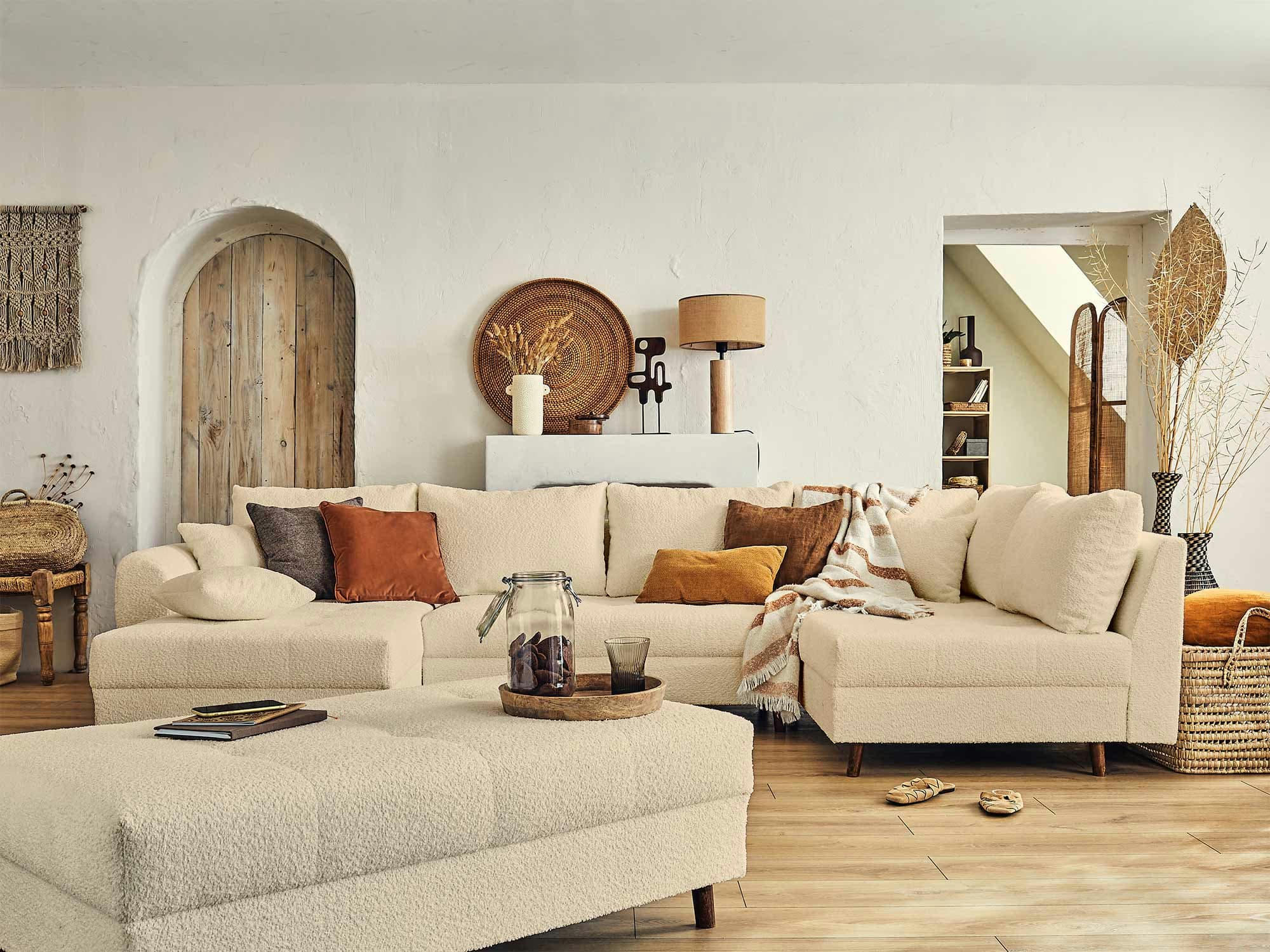 RUNE - Canapé d'angle droit convertible 7 places en tissu bouclette beige