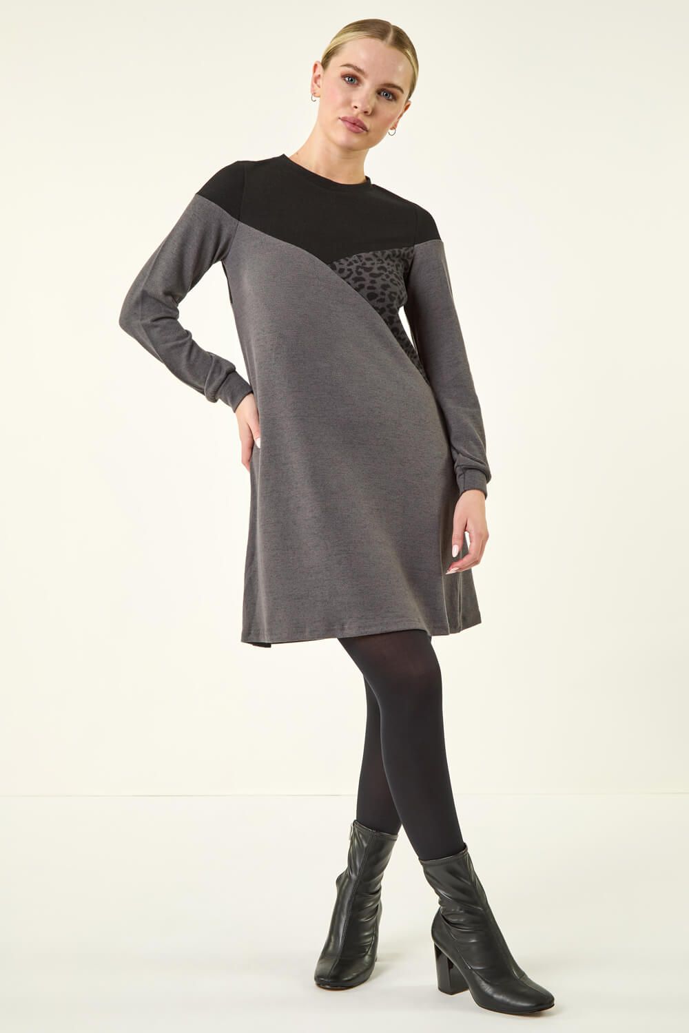 Roman Petite Stretch Animal Colour Block Knit Dress