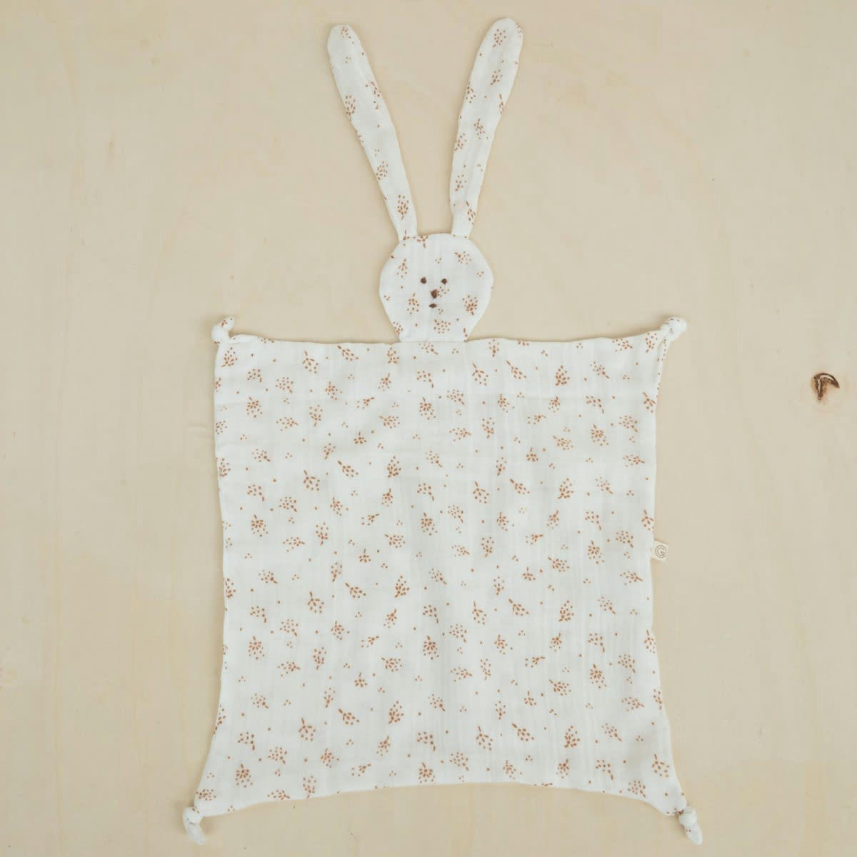 GREEN & KIDS - Doudou lapin en gaze de coton bio à motifs crème