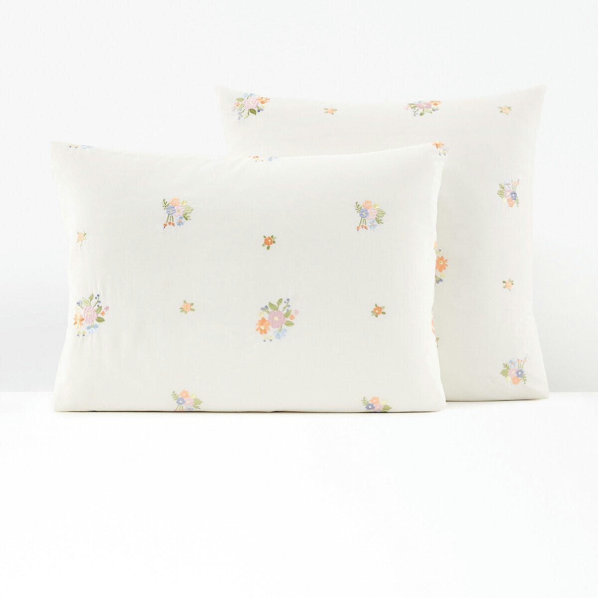 Taie d'oreiller percale de coton brodée, Hollyhill