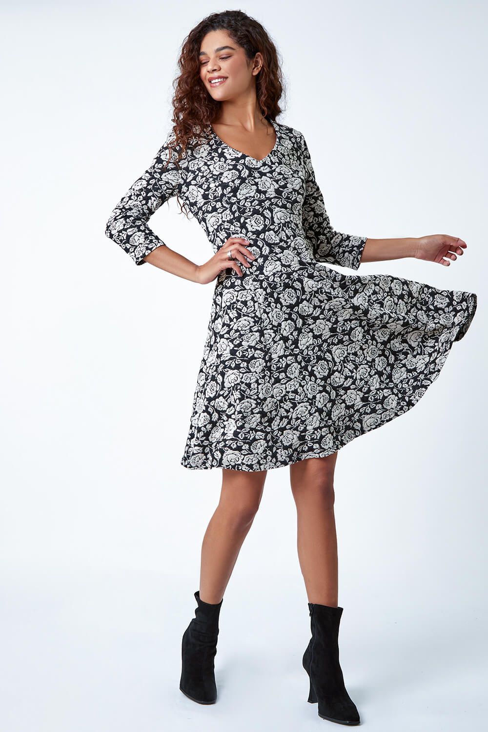 Roman Textured Rose Print Stretch Dress