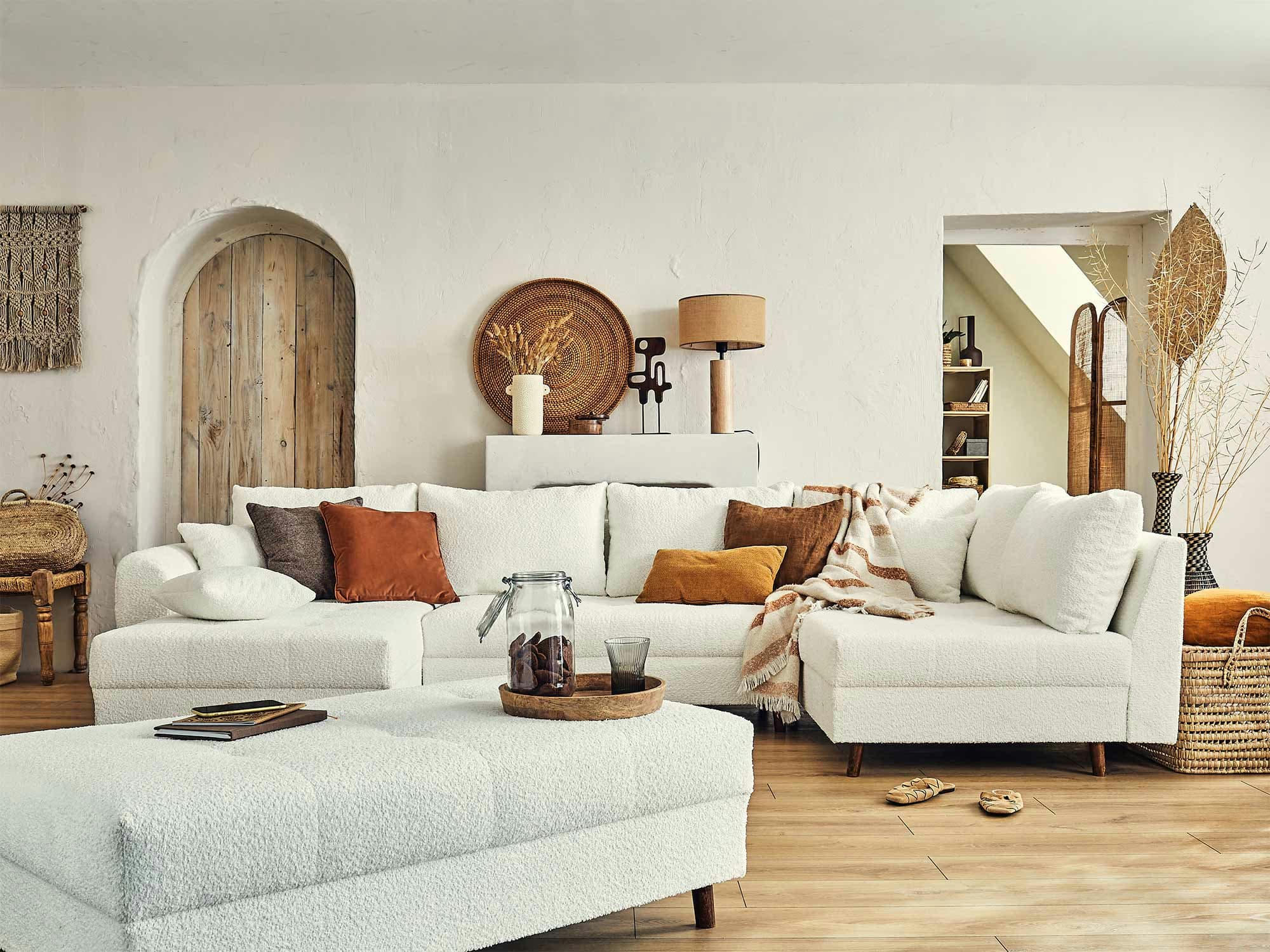 RUNE - Canapé d'angle droit convertible 7 places en tissu bouclette blanc