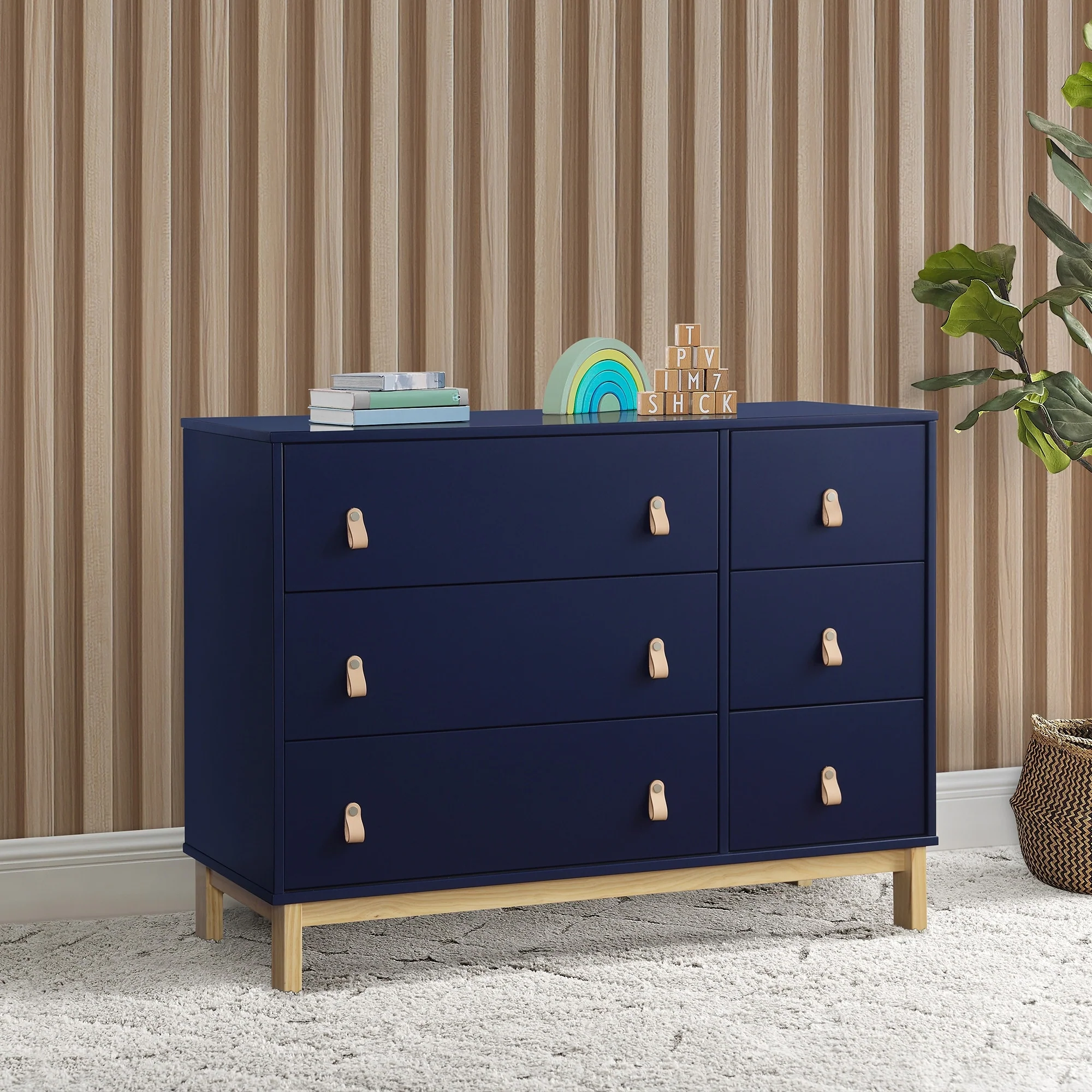Legacy 6 Drawer Dresser with Leather Pulls and Interlocking Drawers