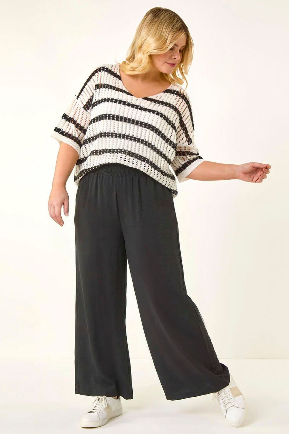 Roman Curve Shirred Wide Leg Trouser
