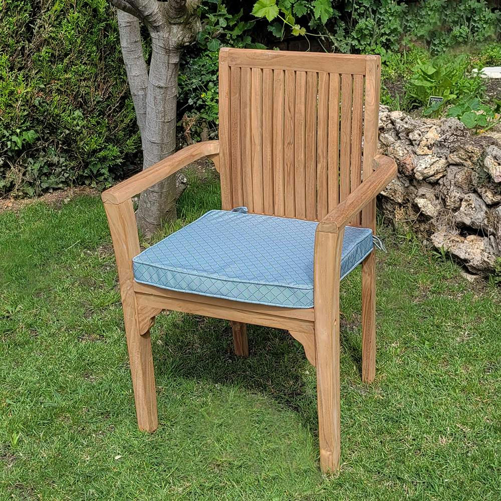 - Coussin à motifs gris/blanc pour fauteuils fixes