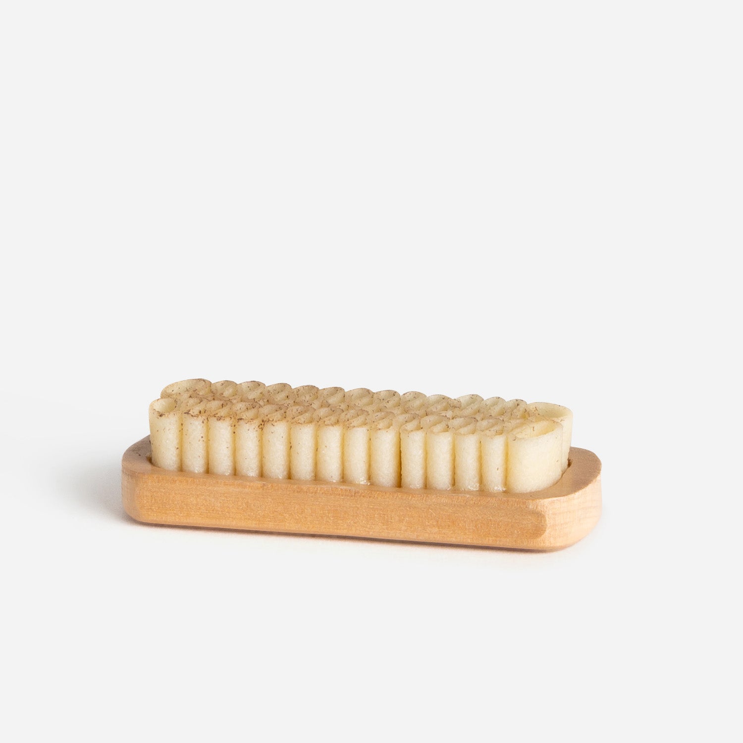 Brosse FAMACO crêpe et bois pour daim