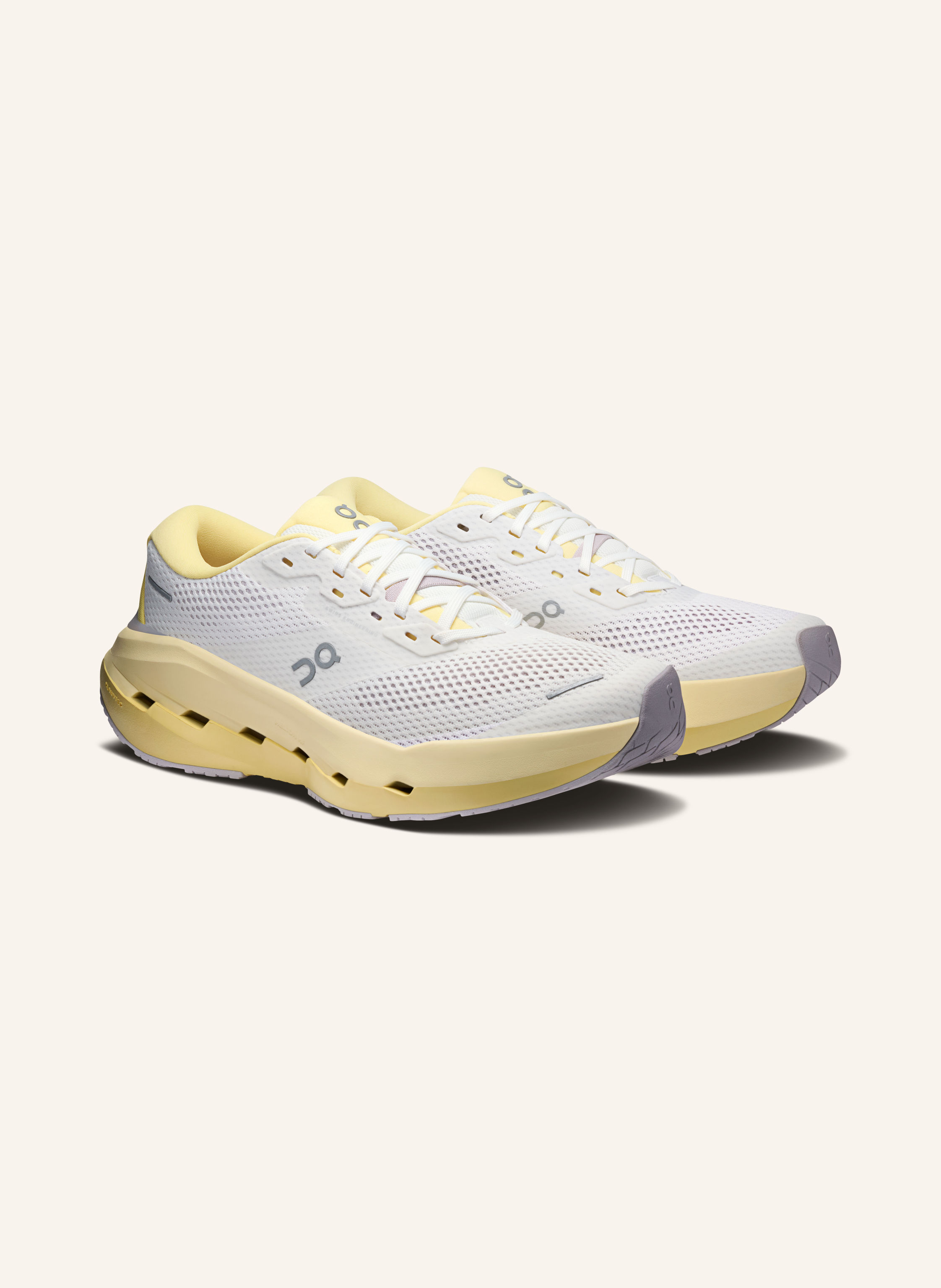 On Laufschuhe CLOUDRUNNER 3 MAX