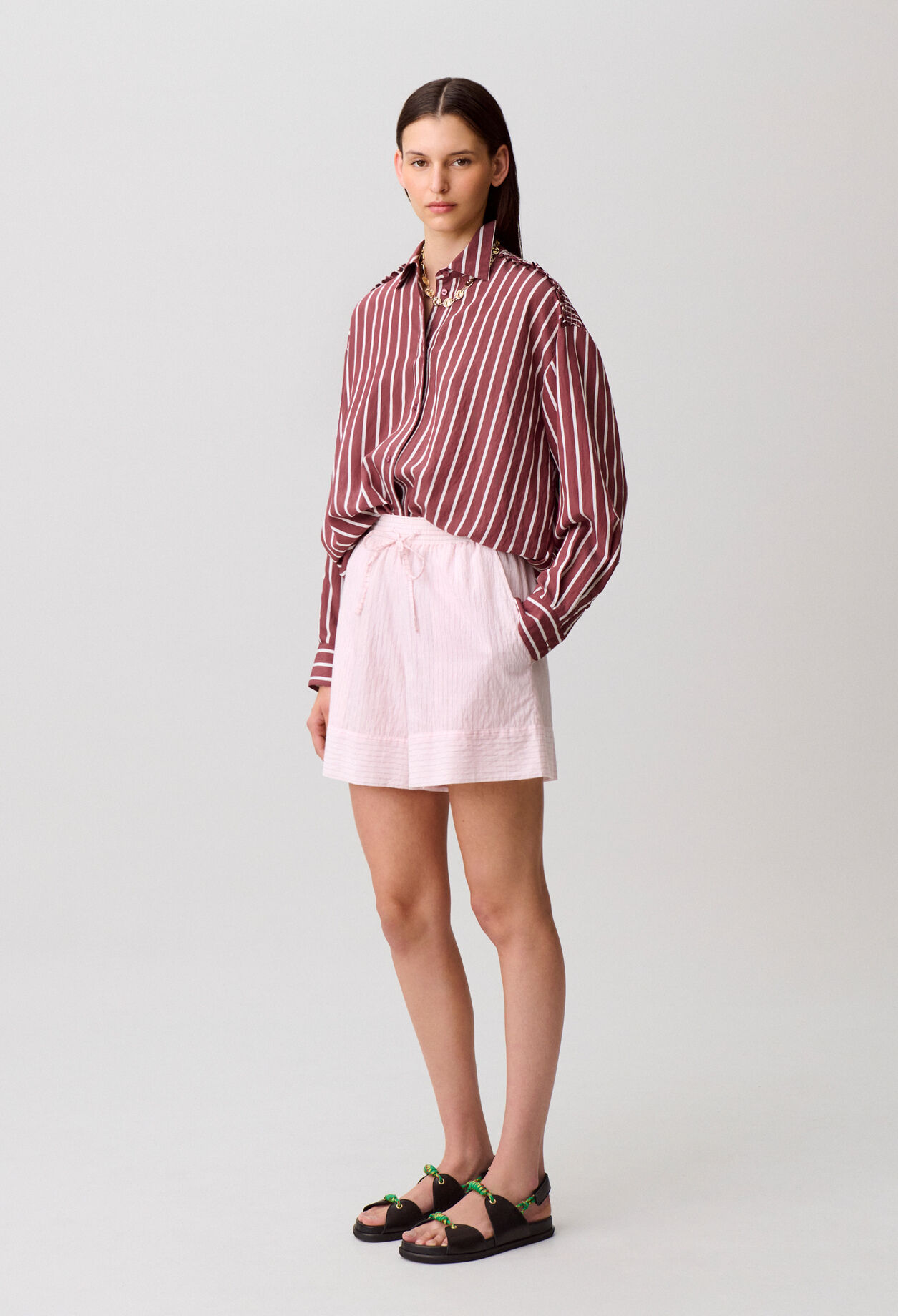 Short rayures