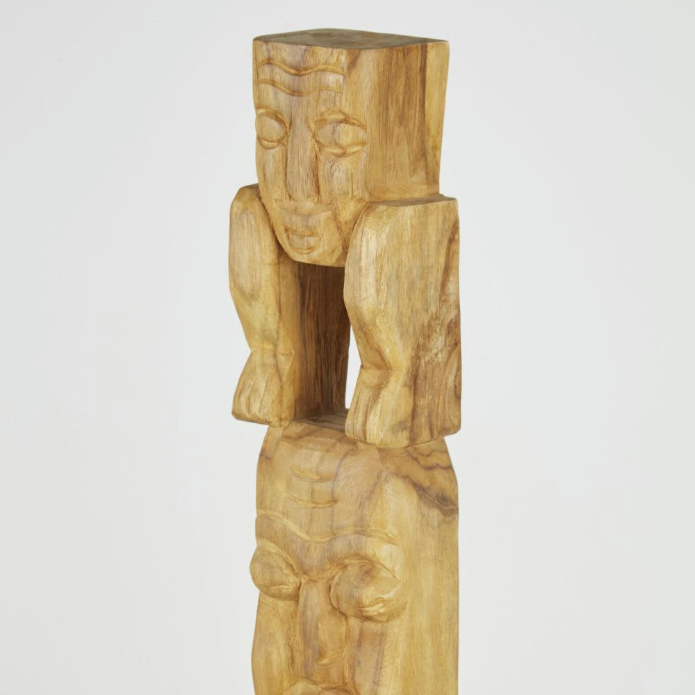 - Statue totem personnages en bois de teck gravé sur base noire H120
