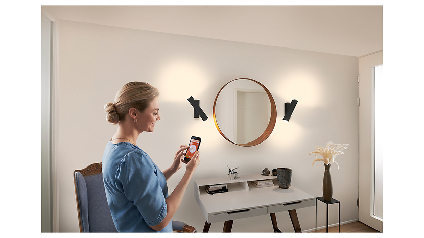 Kinkiet Smart Wifi Orbis LED ze zmienną barwą światła czarny