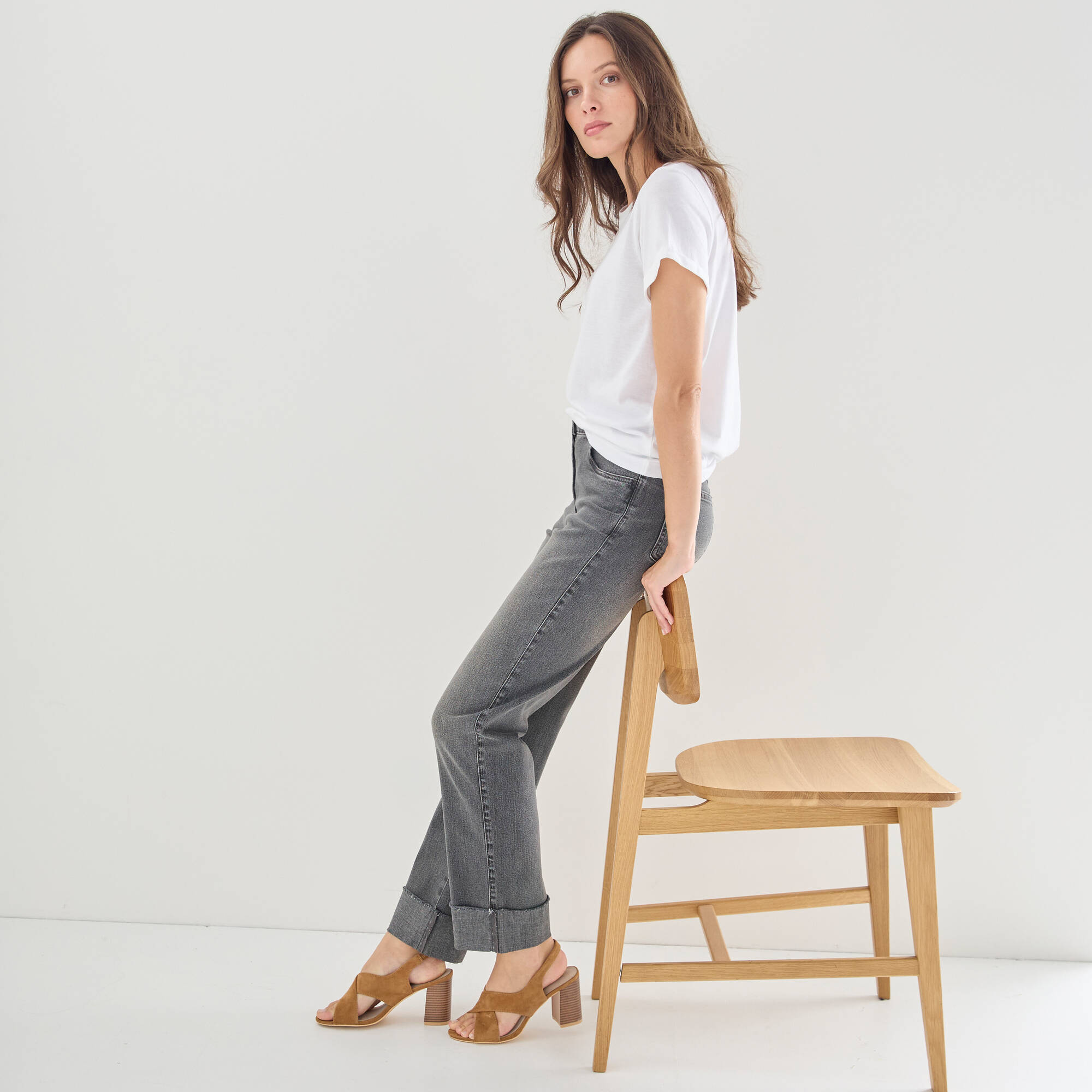 Jean droit à revers 7/8ème, taille haute
