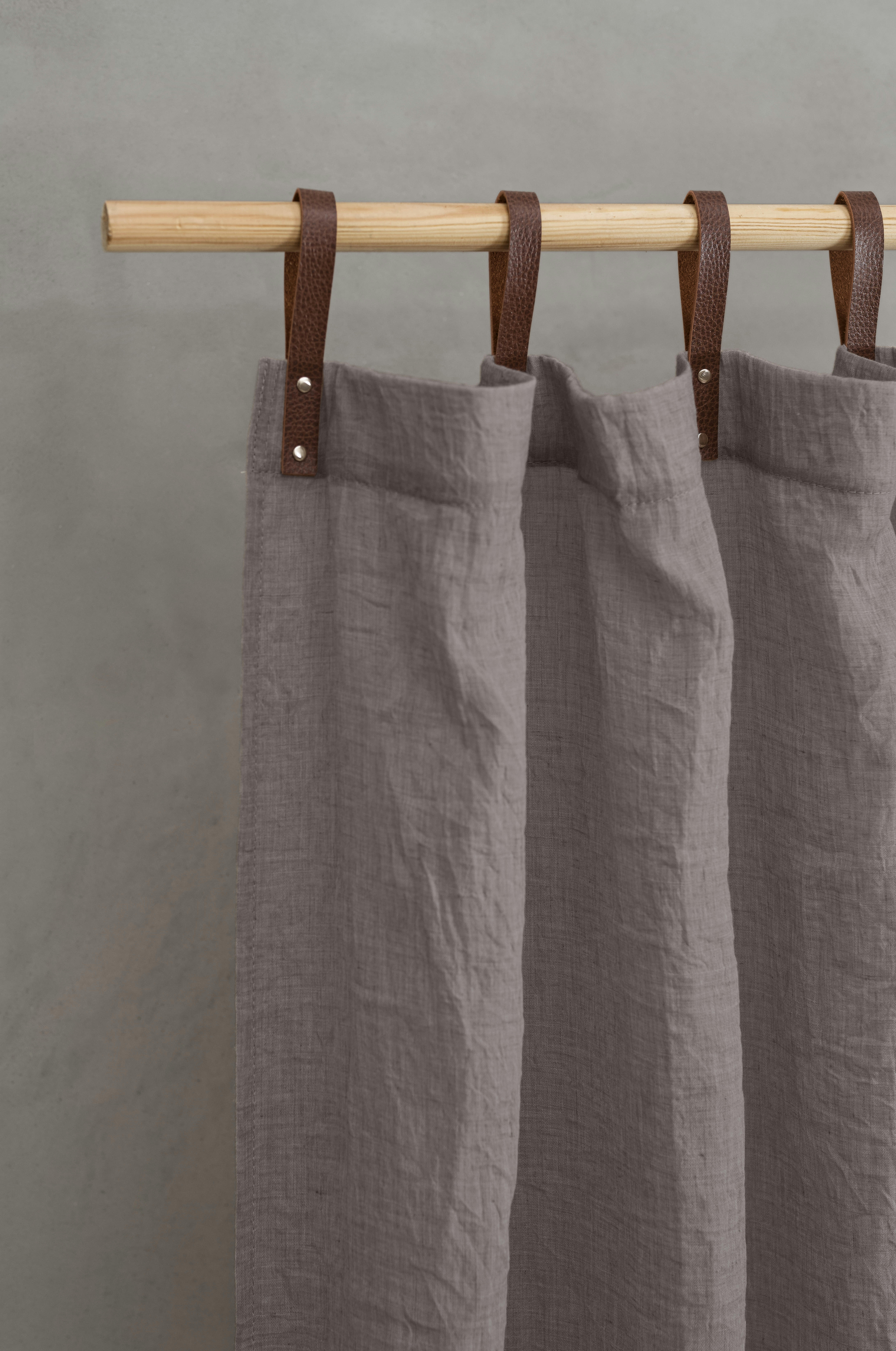 EVI - Panneau voilage finition pattes aspect cuir gris foncé 245 x 135