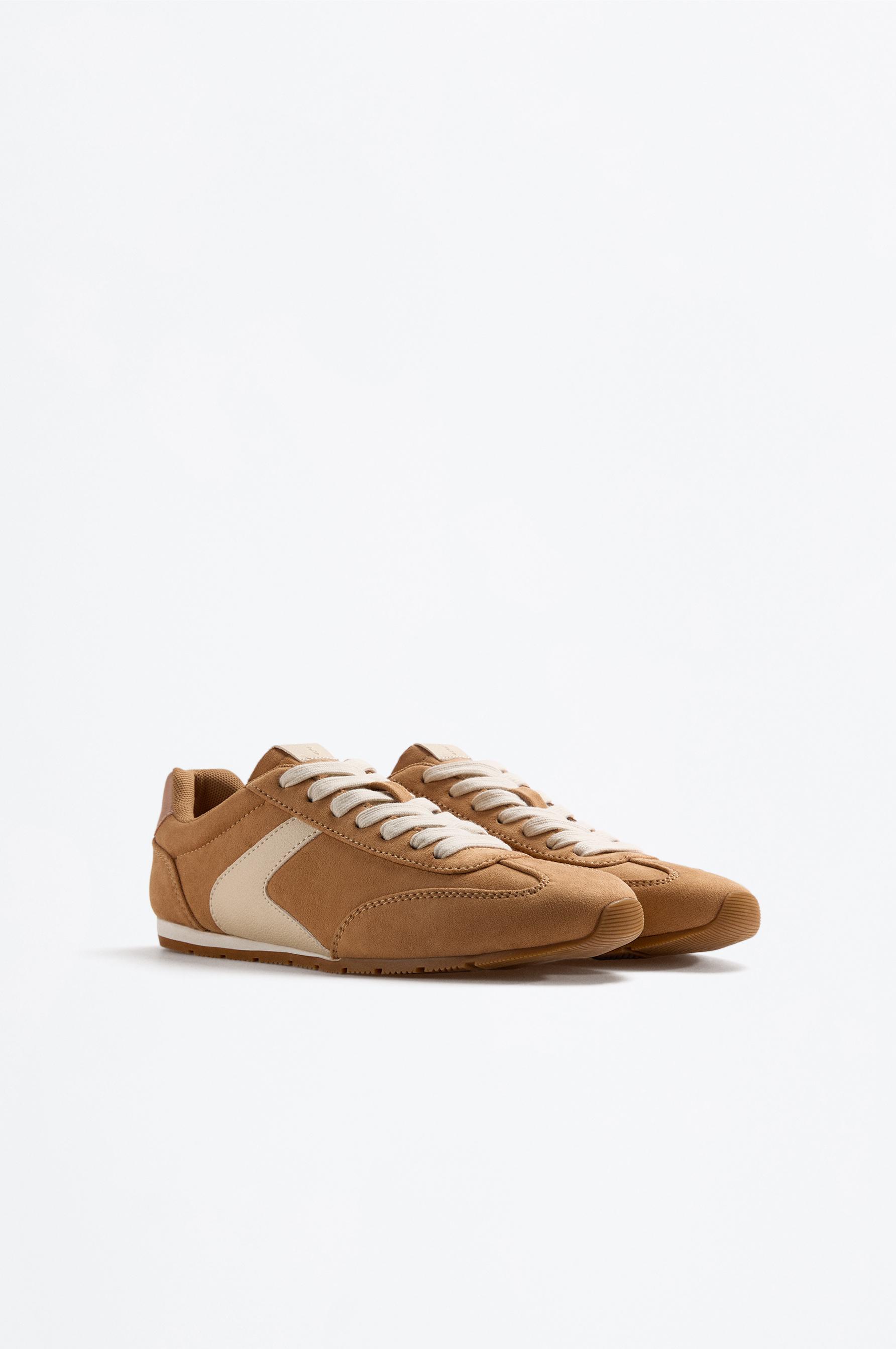 Zapatilla deportiva
