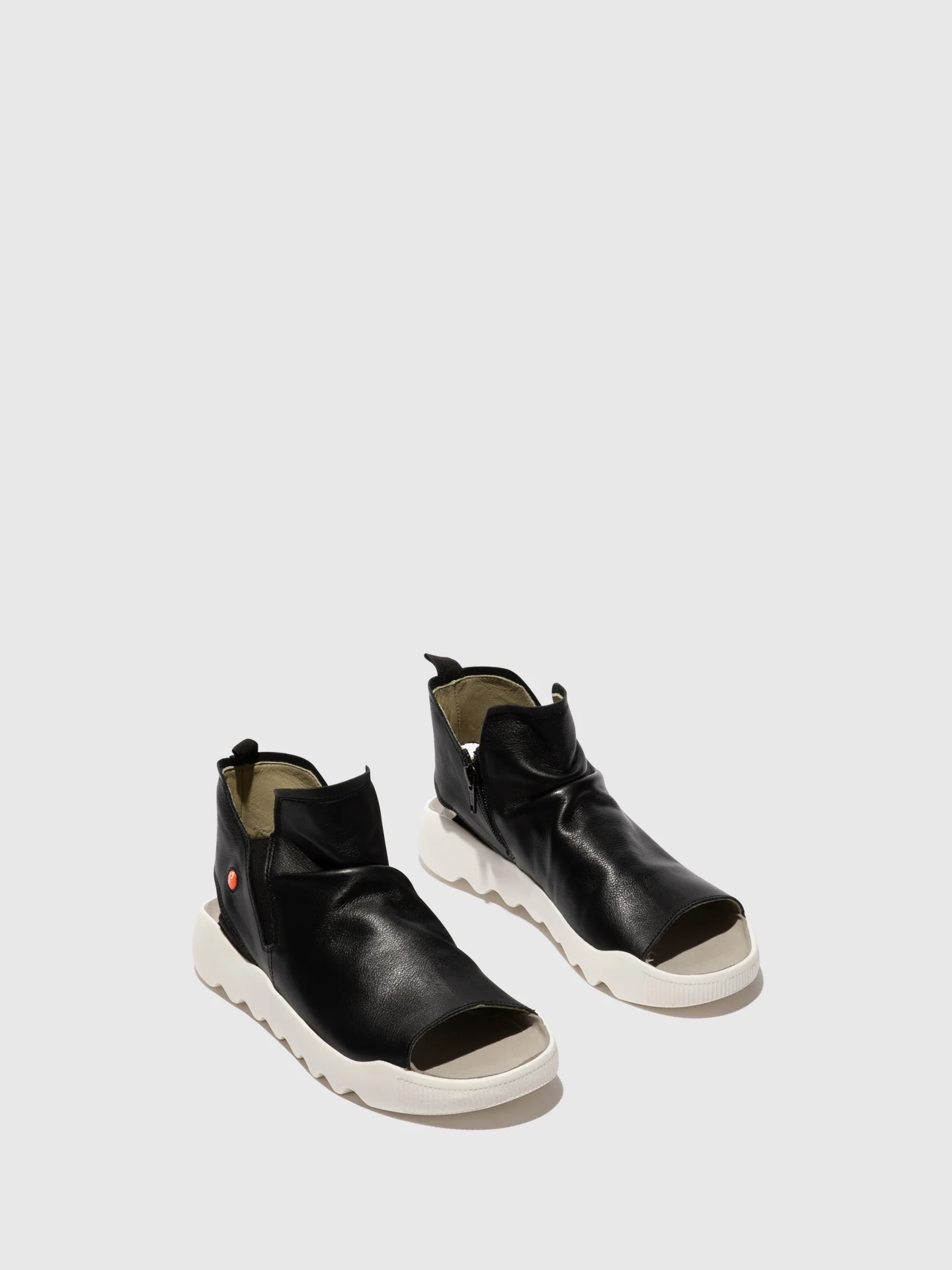 Sandálias Abertas em Preto