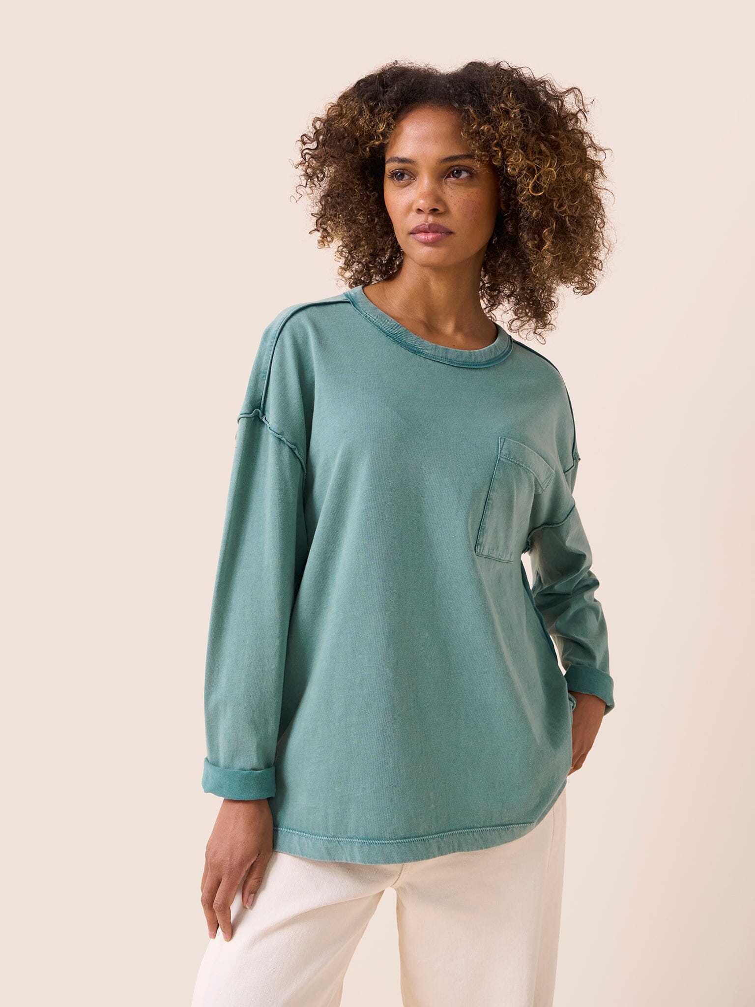 Lao Cotton Long Sleeve Pocket T-Shirt in Turquoise