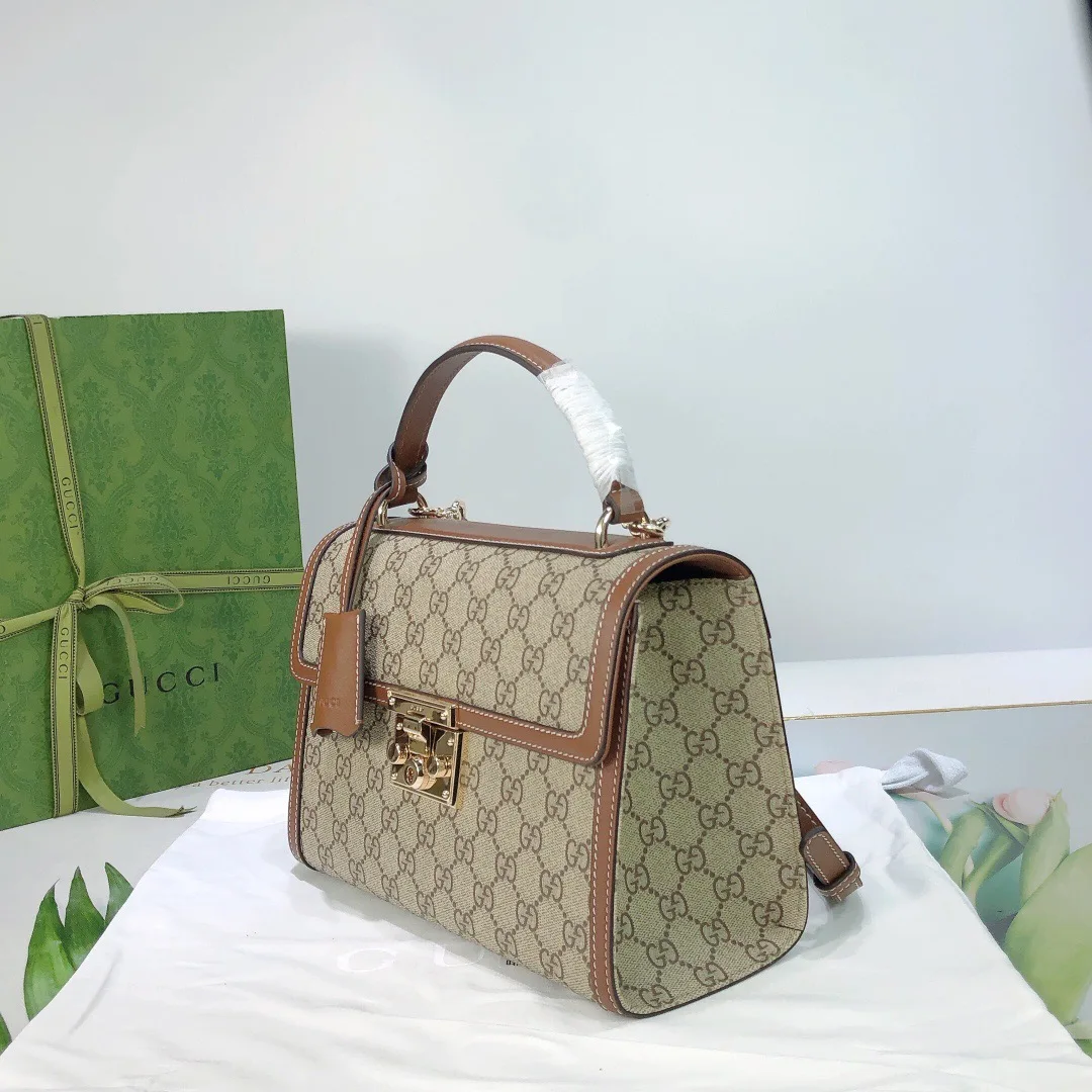 Gucci Padlock medium top handle bag (7A regular version)