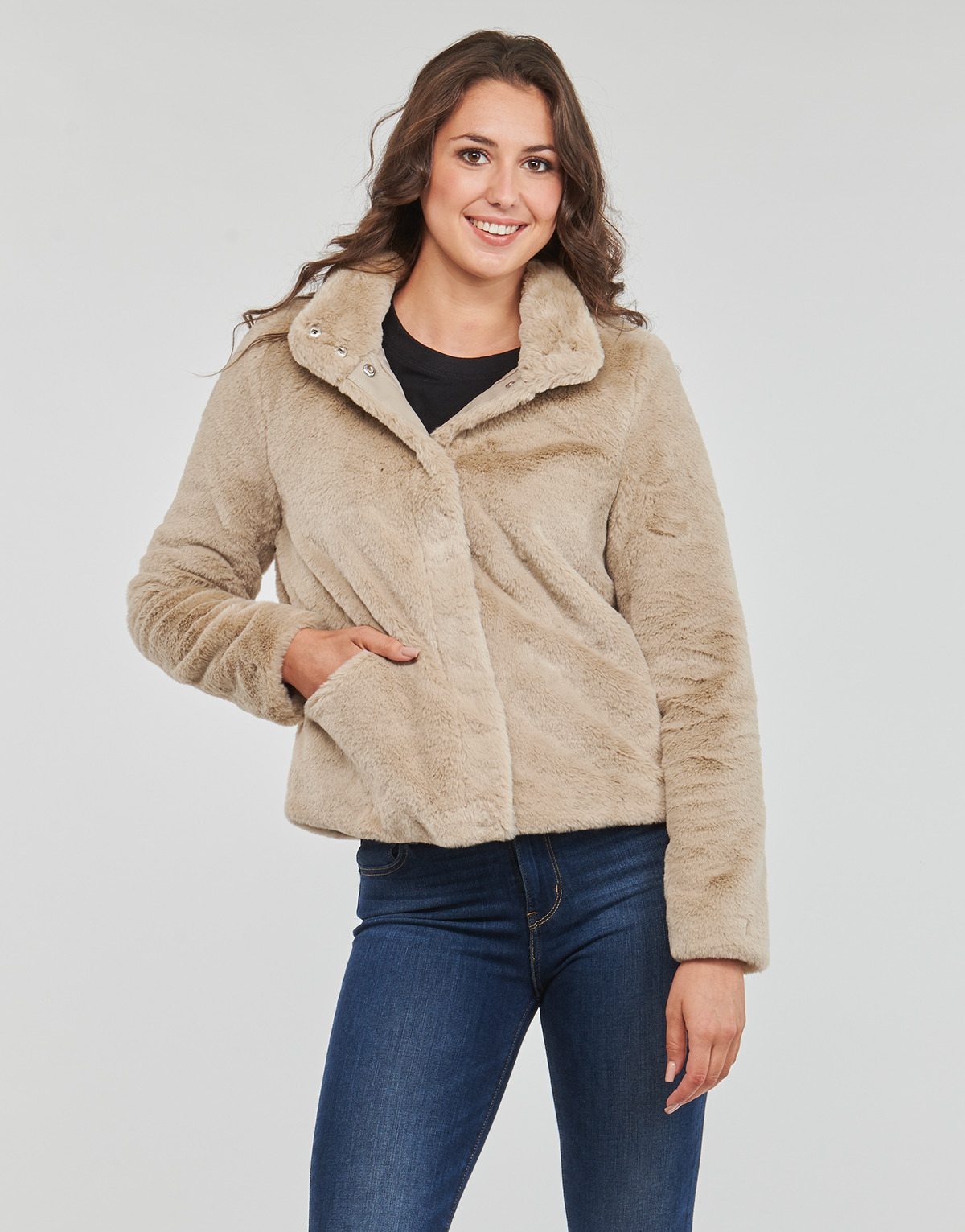 Only - ONLNEWVIDA FAUX FUR JACKET CC OTW - Beige