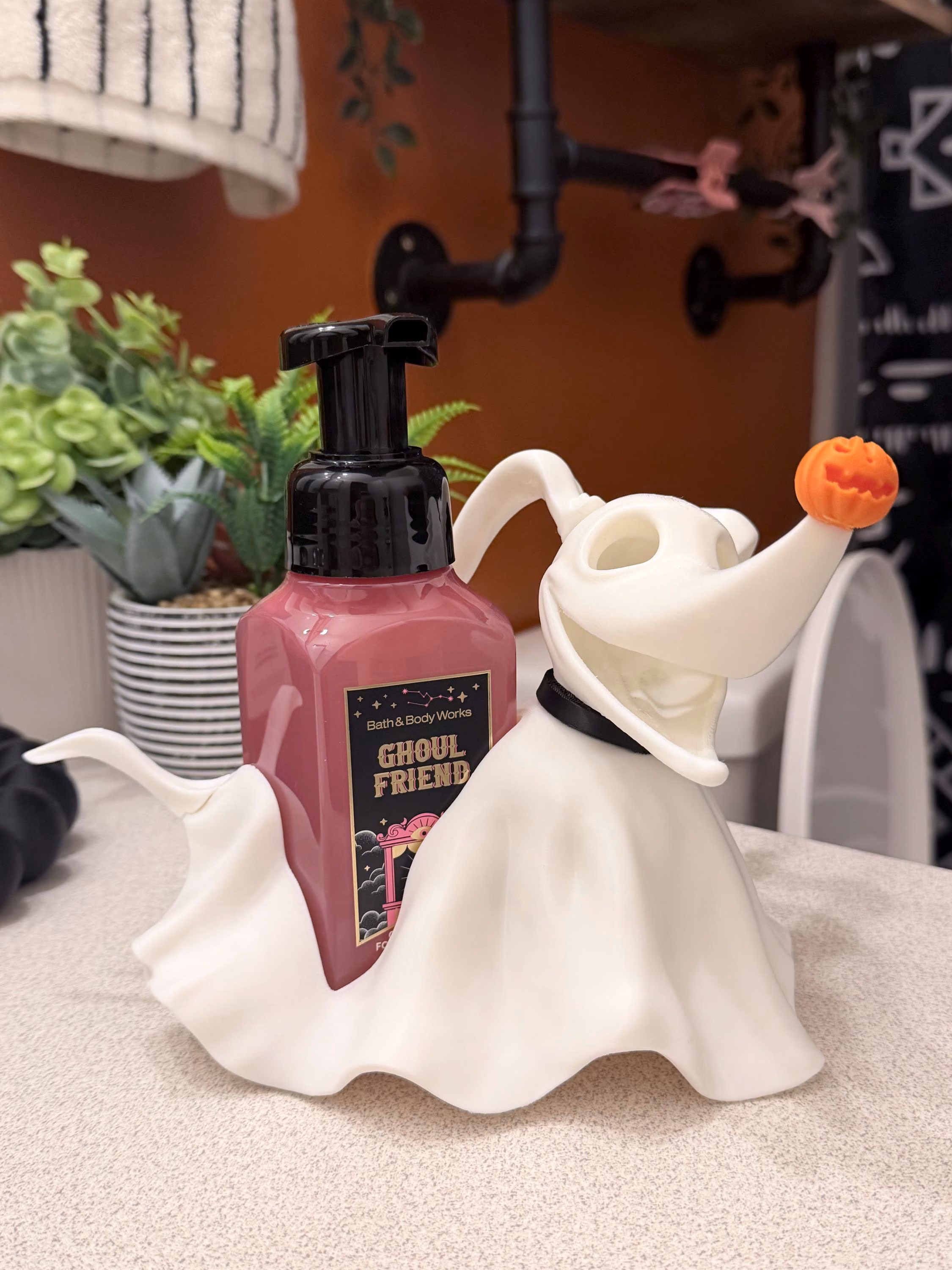 Ghost Dog Foaming Soap Holder, Spooky Halloween Bathroom Decor, 3D Printed Dispenser