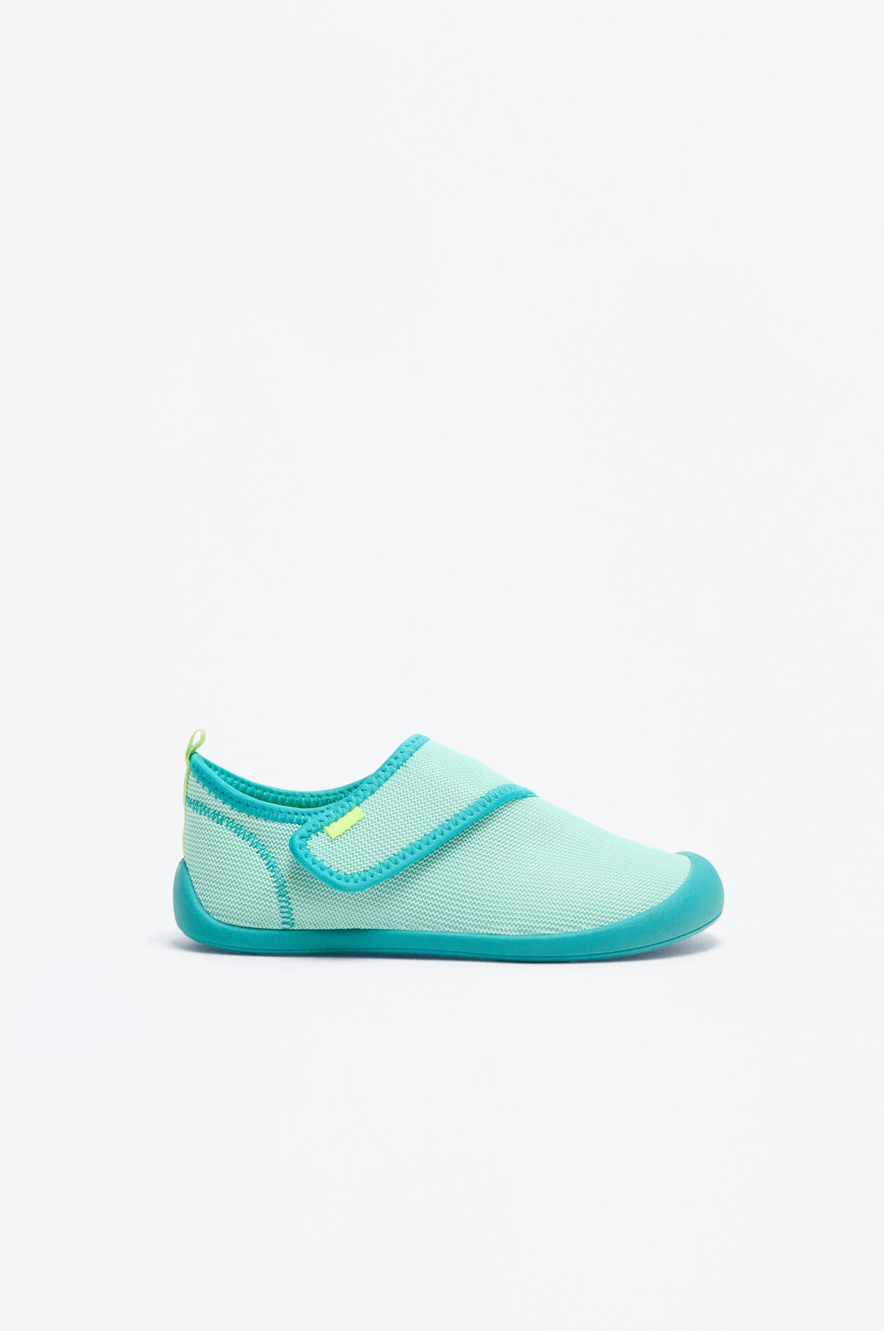 Zapatilla baño escarpín
