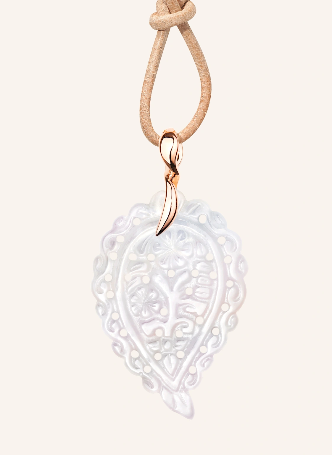 TAMARA COMOLLI Anhänger PENDANT INDIA MEDIUM MOTHER OF PEARL WHITE aus 18 Karat Weißgold und Perlmutt